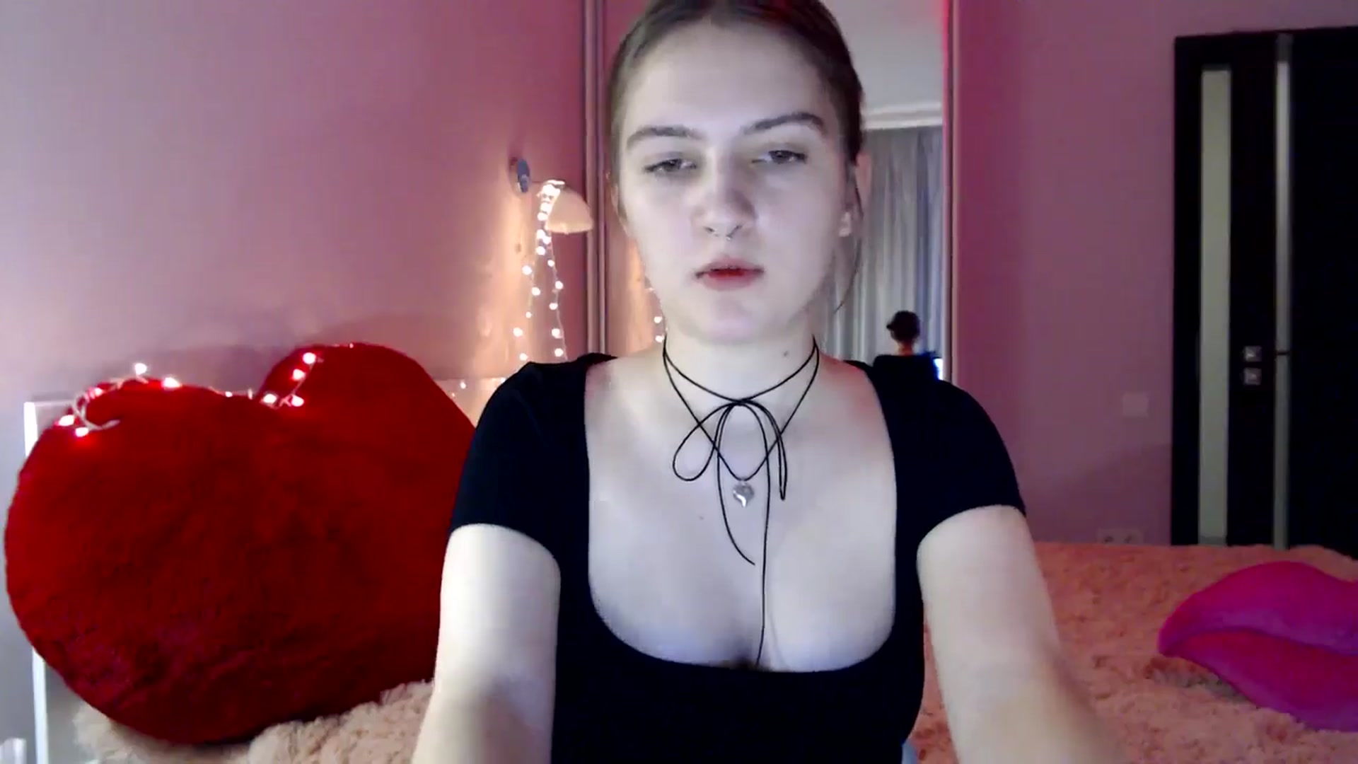 Gallery image thumbnail from LovelyBird's myfreecams stream on, 08/17/2024, 13:15 image 8 of 20