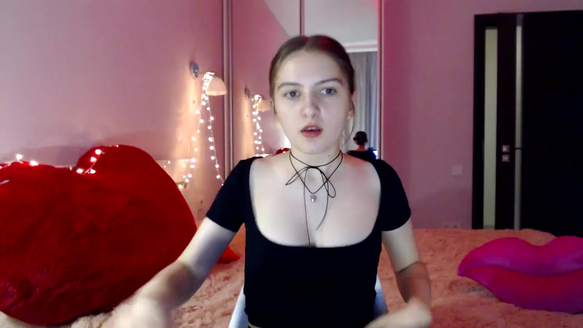 Gallery image thumbnail from LovelyBird's myfreecams stream on, 08/17/2024, 13:56 image 1 of 20