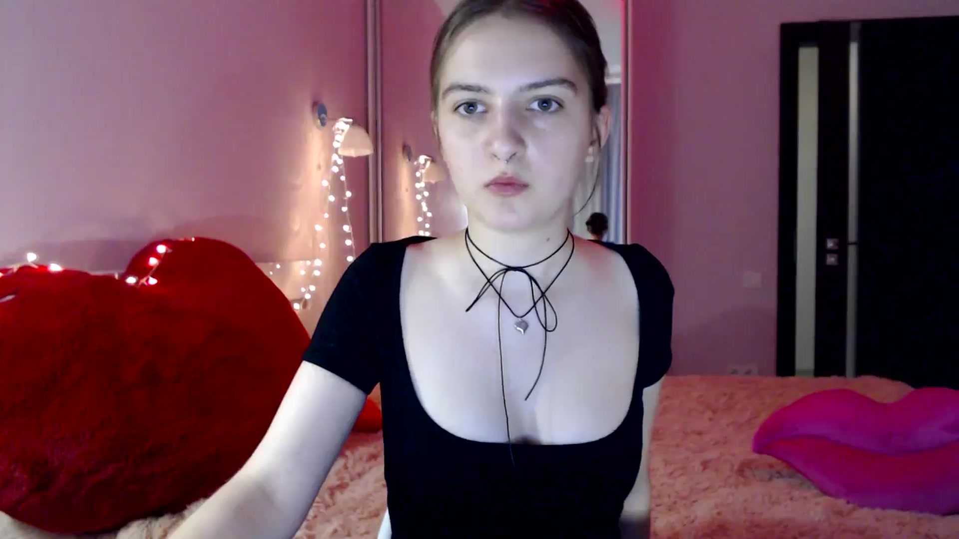 Gallery image thumbnail from LovelyBird's myfreecams stream on, 08/17/2024, 13:56 image 17 of 20