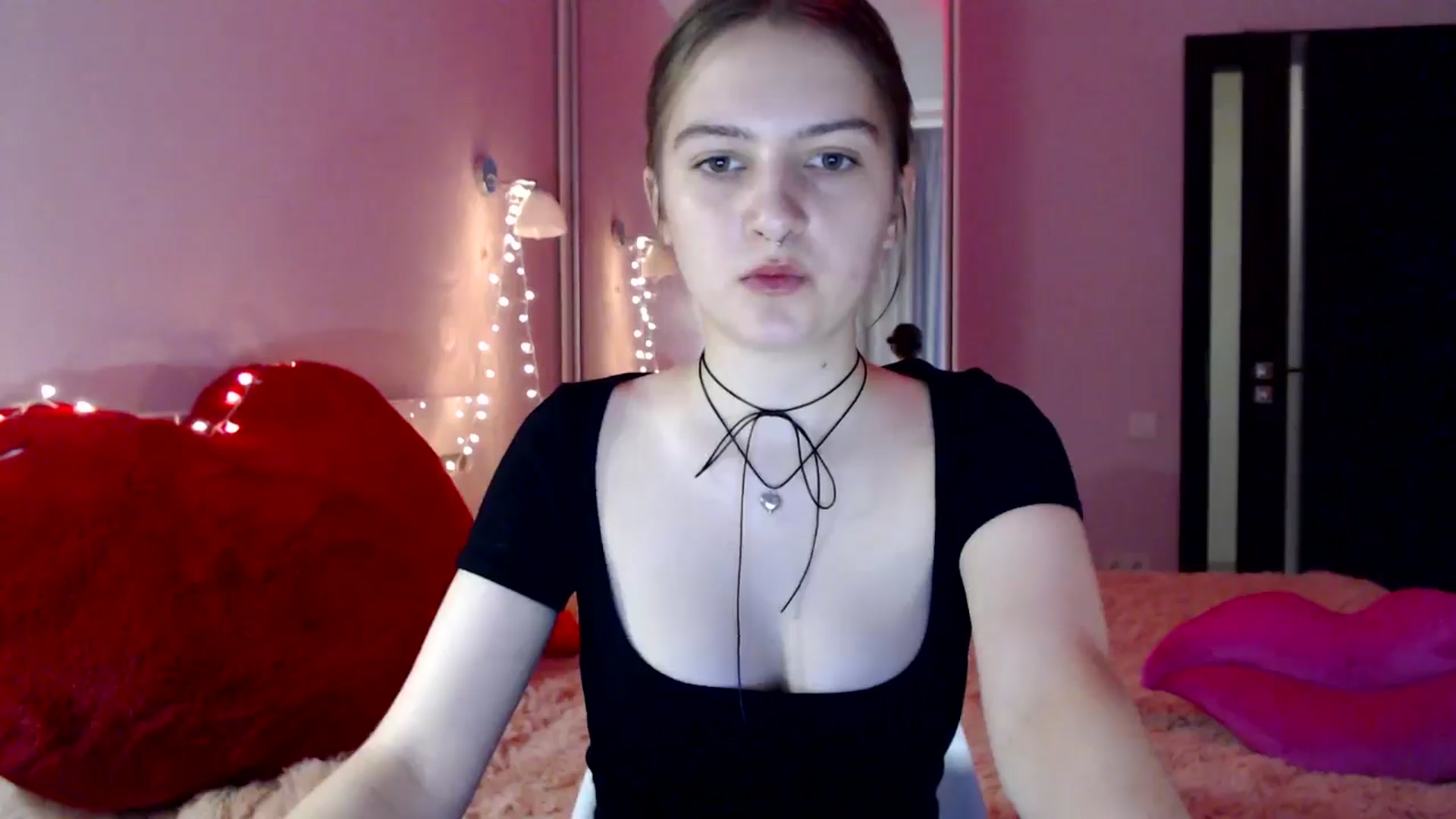 Gallery image thumbnail from LovelyBird's myfreecams stream on, 08/17/2024, 13:56 image 11 of 20