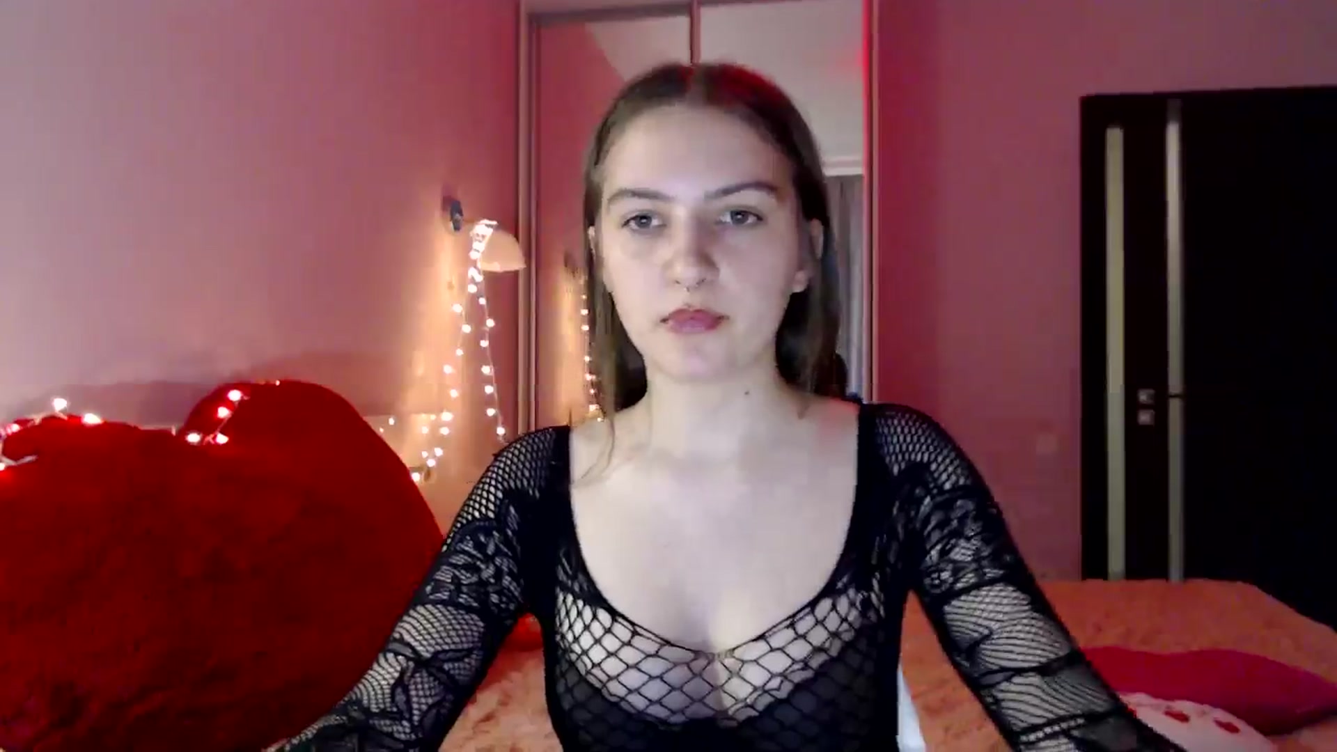 Gallery image thumbnail from LovelyBird's myfreecams stream on, 08/18/2024, 15:57 image 11 of 20