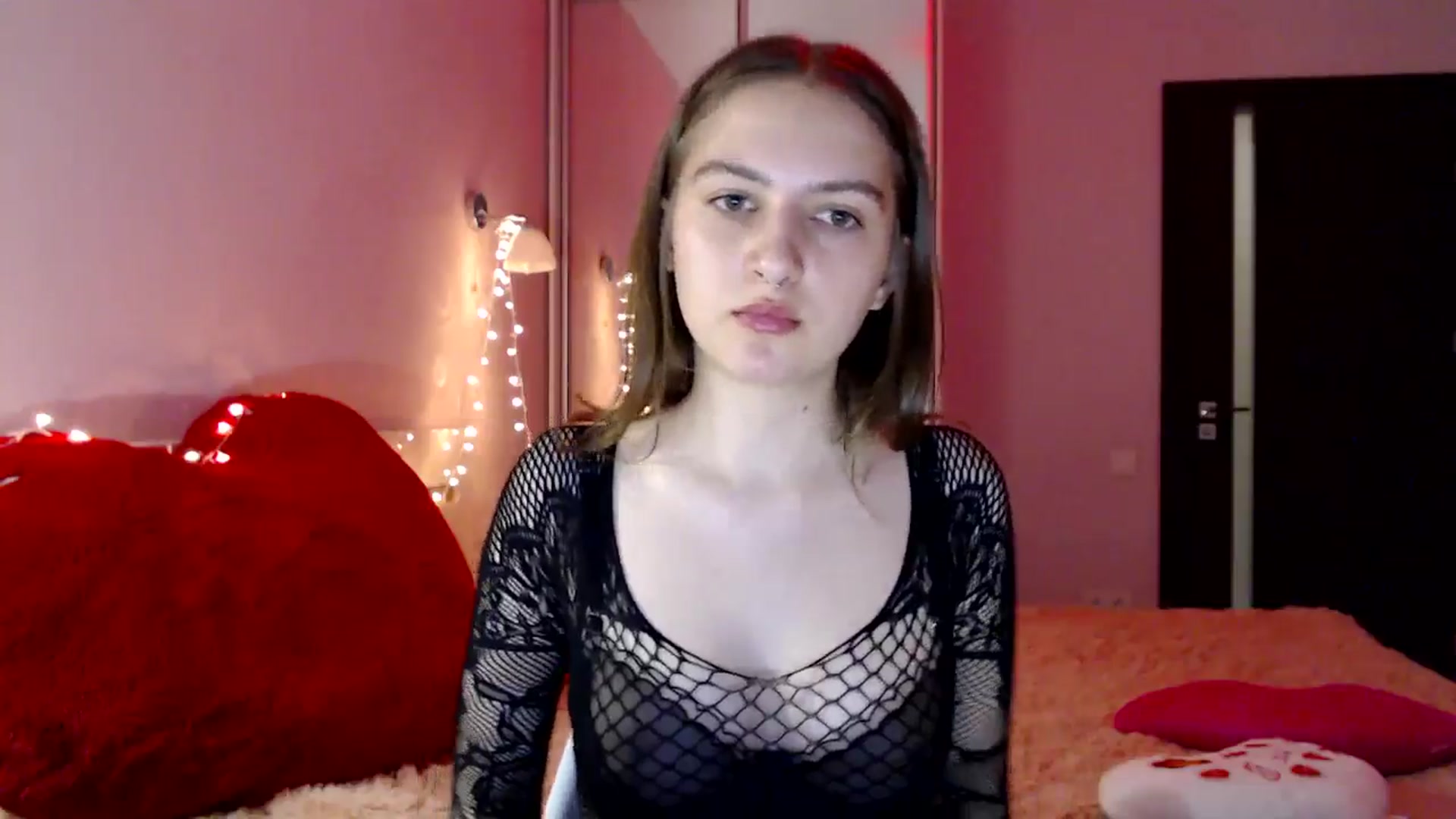 Gallery image thumbnail from LovelyBird's myfreecams stream on, 08/18/2024, 17:44 image 11 of 20