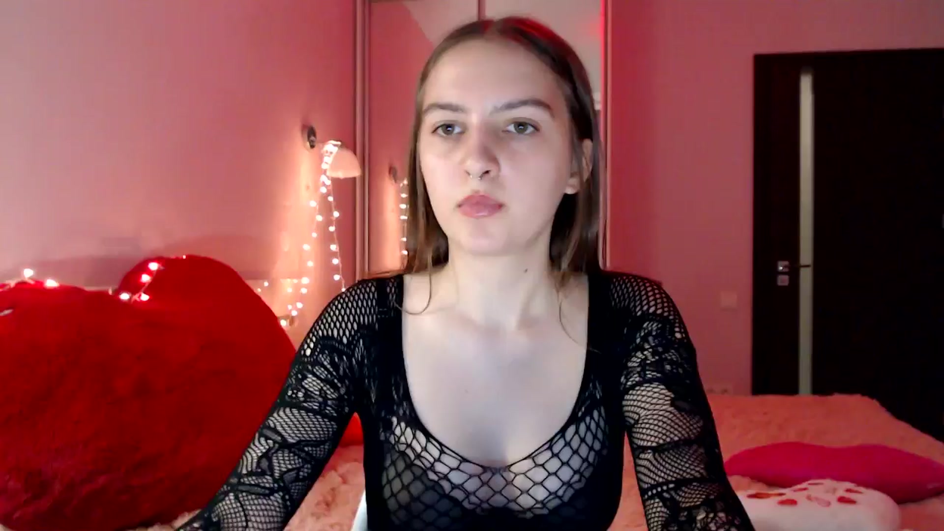 Gallery image thumbnail from LovelyBird's myfreecams stream on, 08/18/2024, 17:44 image 9 of 20
