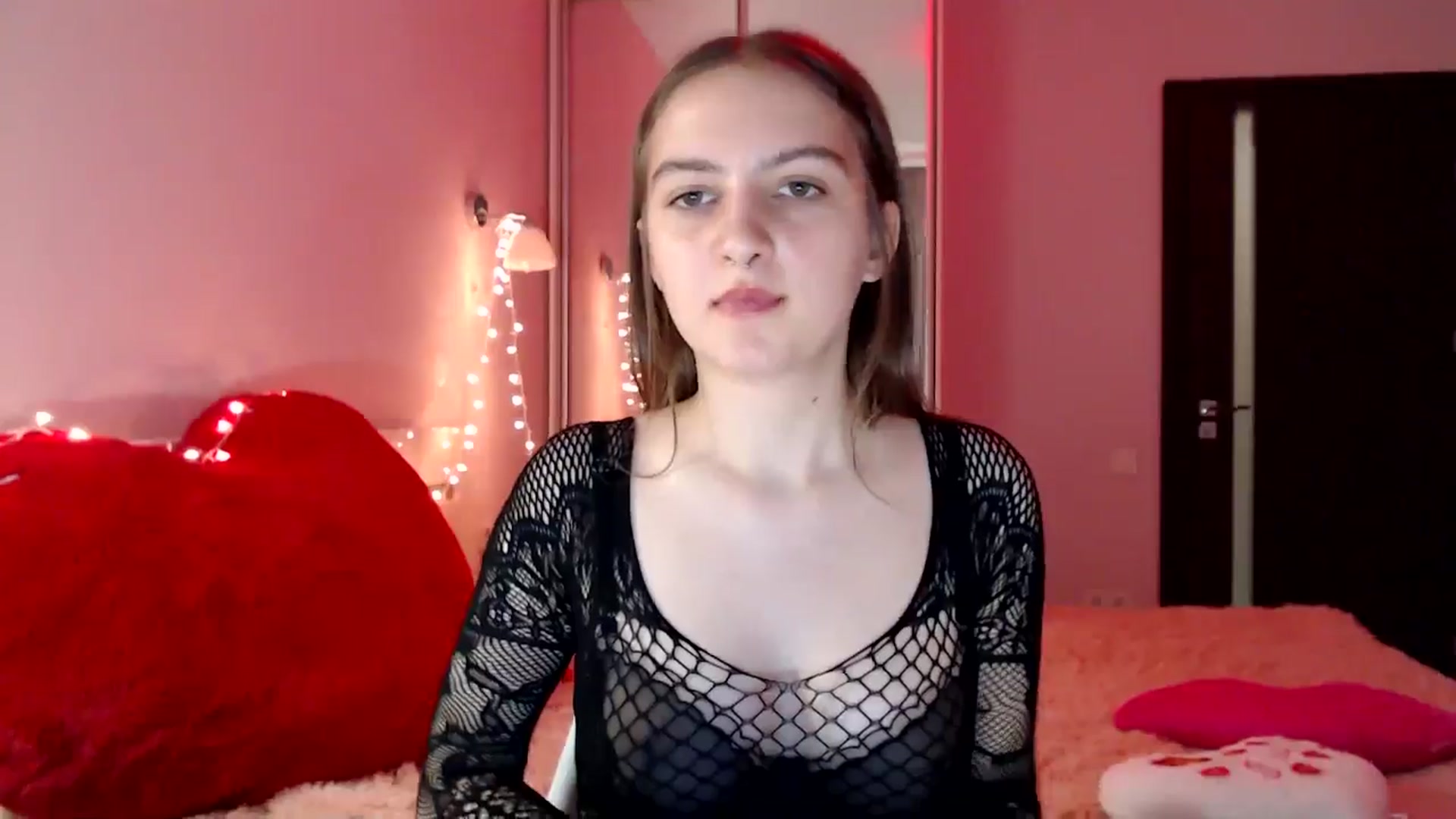 Gallery image thumbnail from LovelyBird's myfreecams stream on, 08/18/2024, 17:44 image 6 of 20