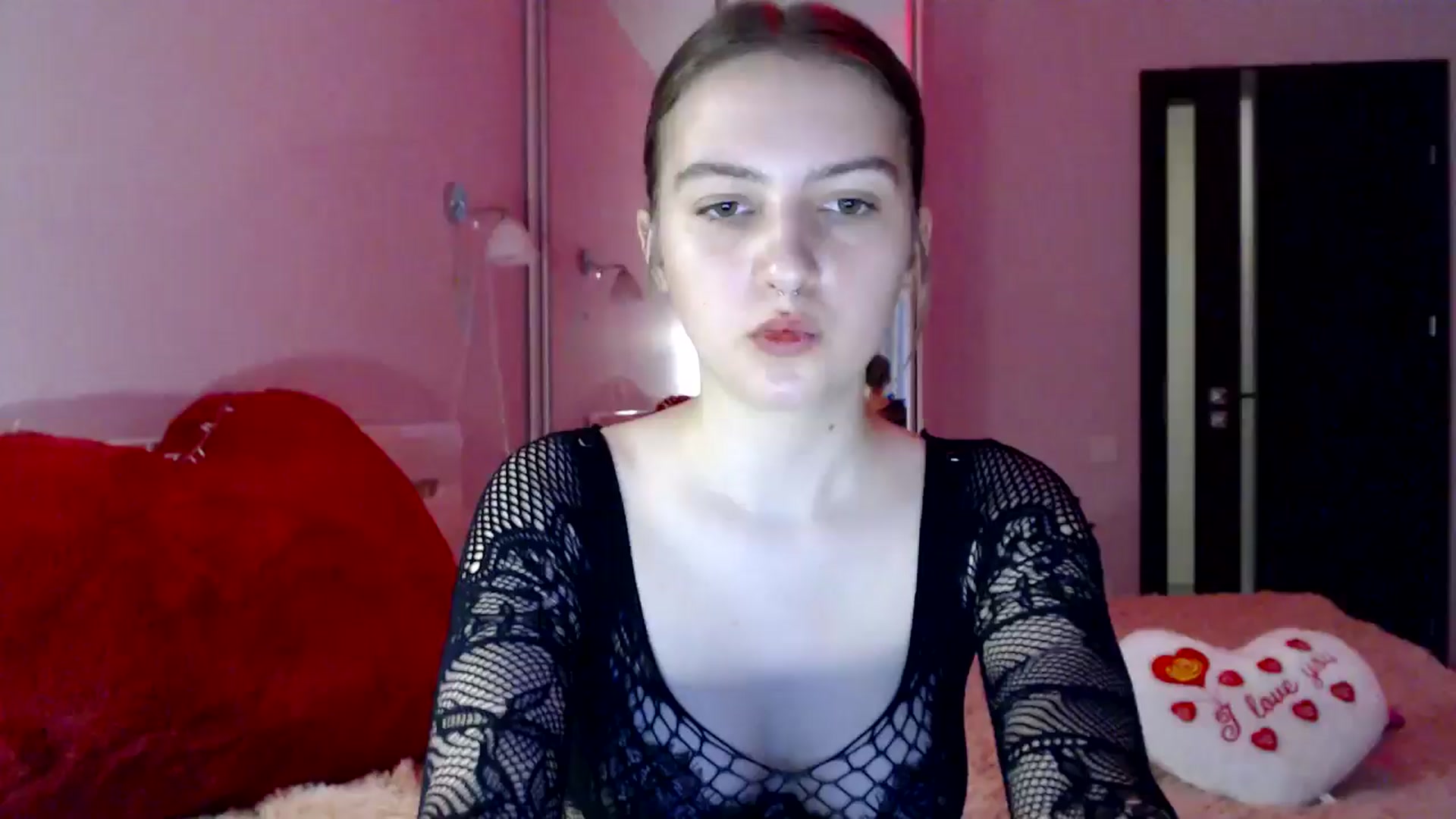 Gallery image thumbnail from LovelyBird's myfreecams stream on, 08/21/2024, 13:43 image 6 of 20