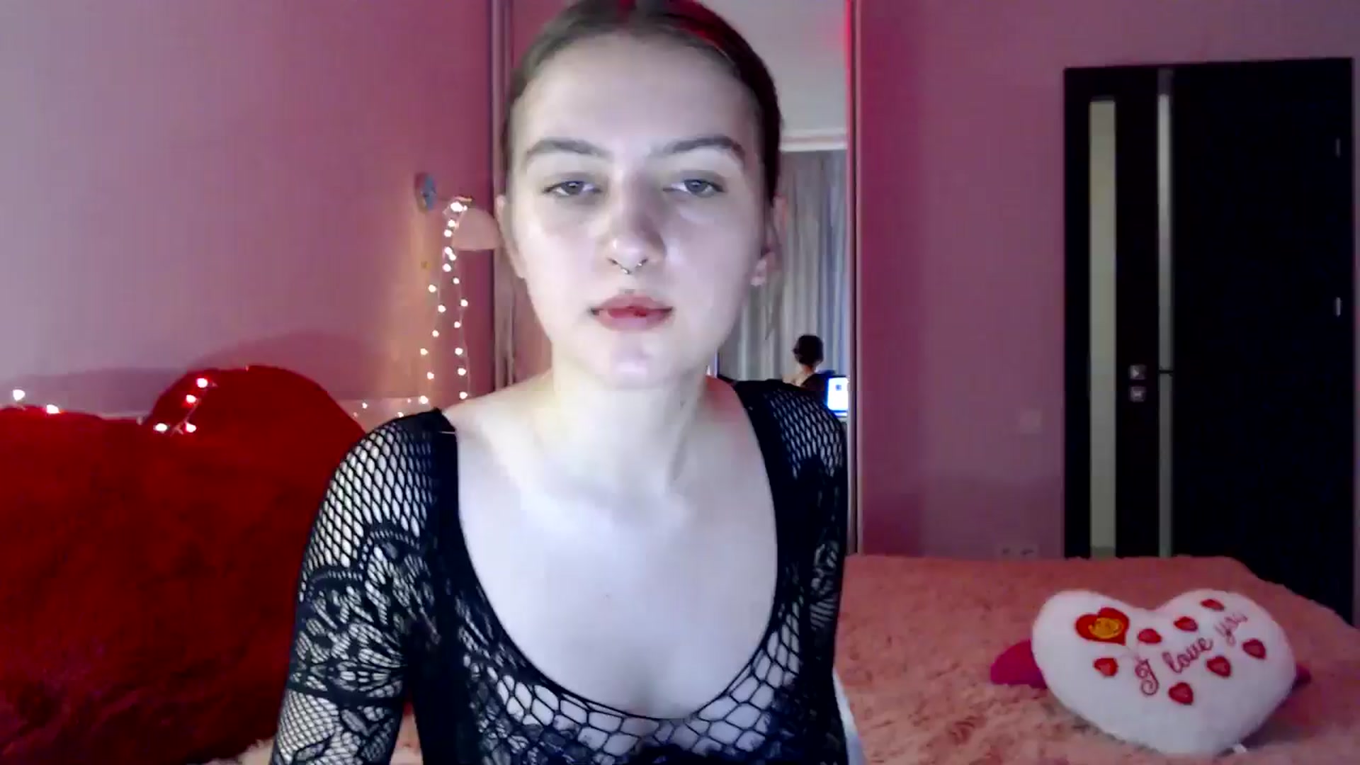 Gallery image thumbnail from LovelyBird's myfreecams stream on, 08/21/2024, 13:43 image 1 of 20