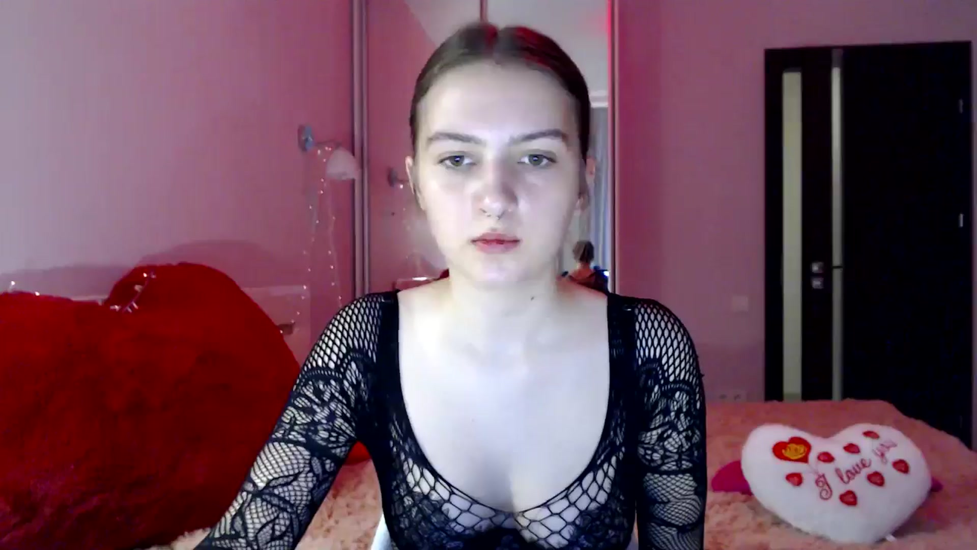 Gallery image thumbnail from LovelyBird's myfreecams stream on, 08/21/2024, 13:43 image 19 of 20