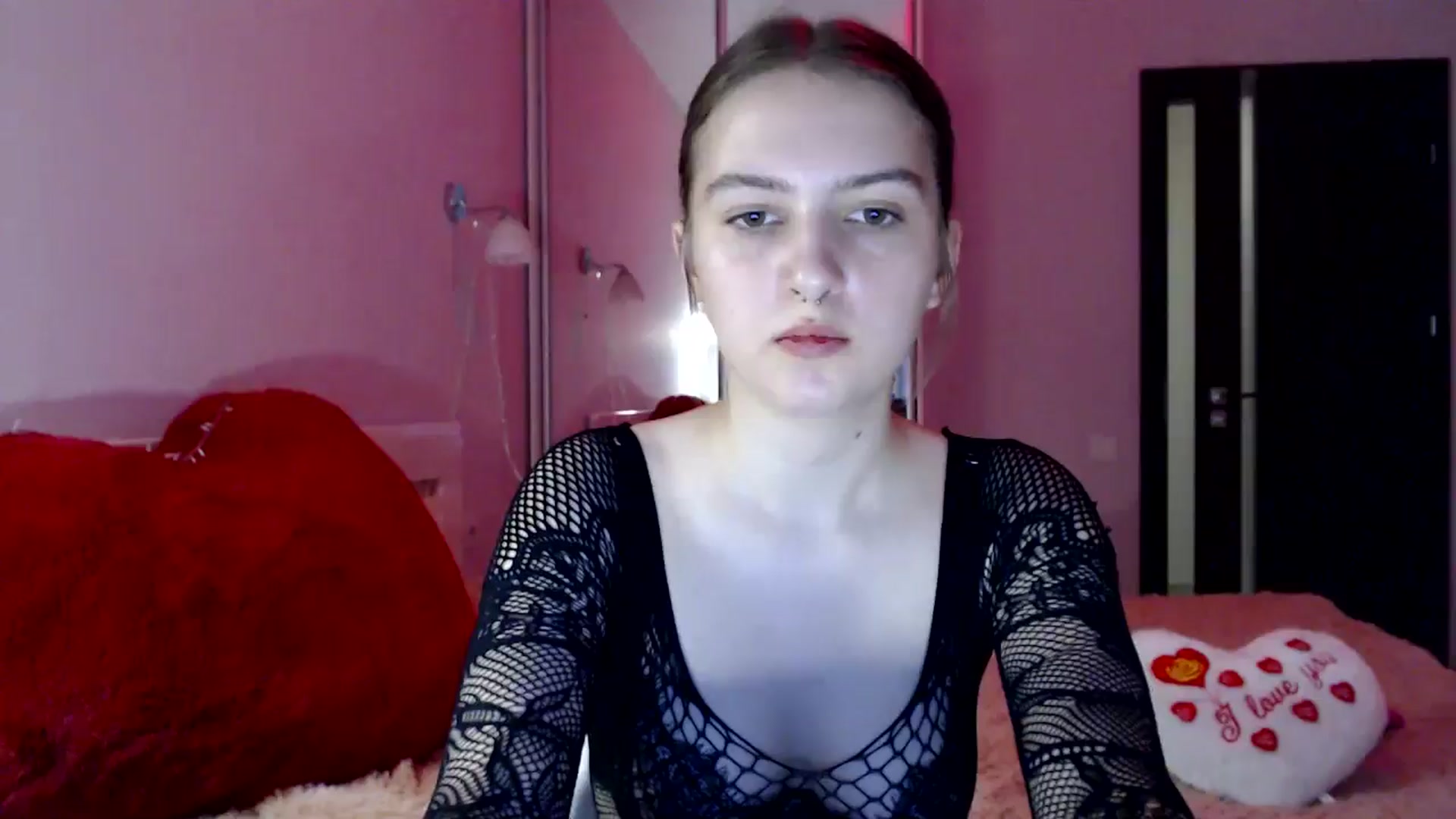 Gallery image thumbnail from LovelyBird's myfreecams stream on, 08/21/2024, 13:43 image 16 of 20