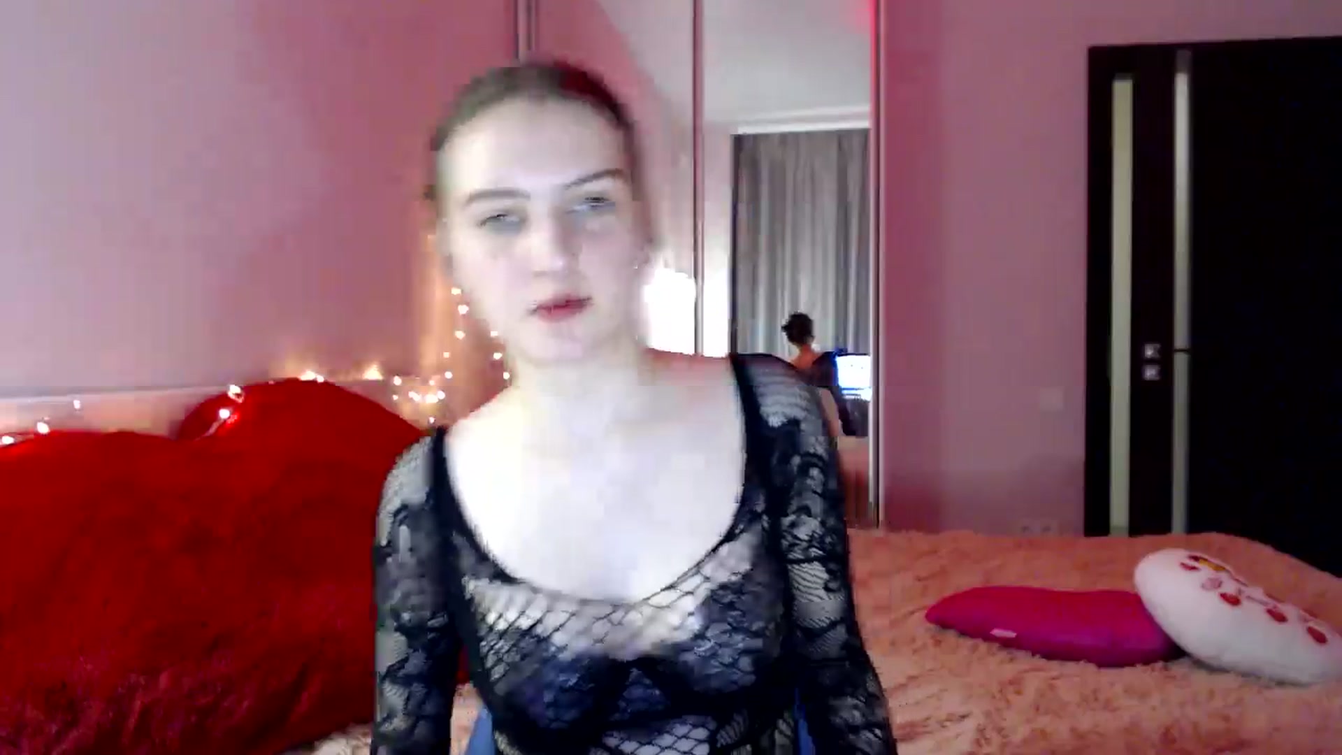 Gallery image thumbnail from LovelyBird's myfreecams stream on, 08/21/2024, 16:55 image 19 of 20