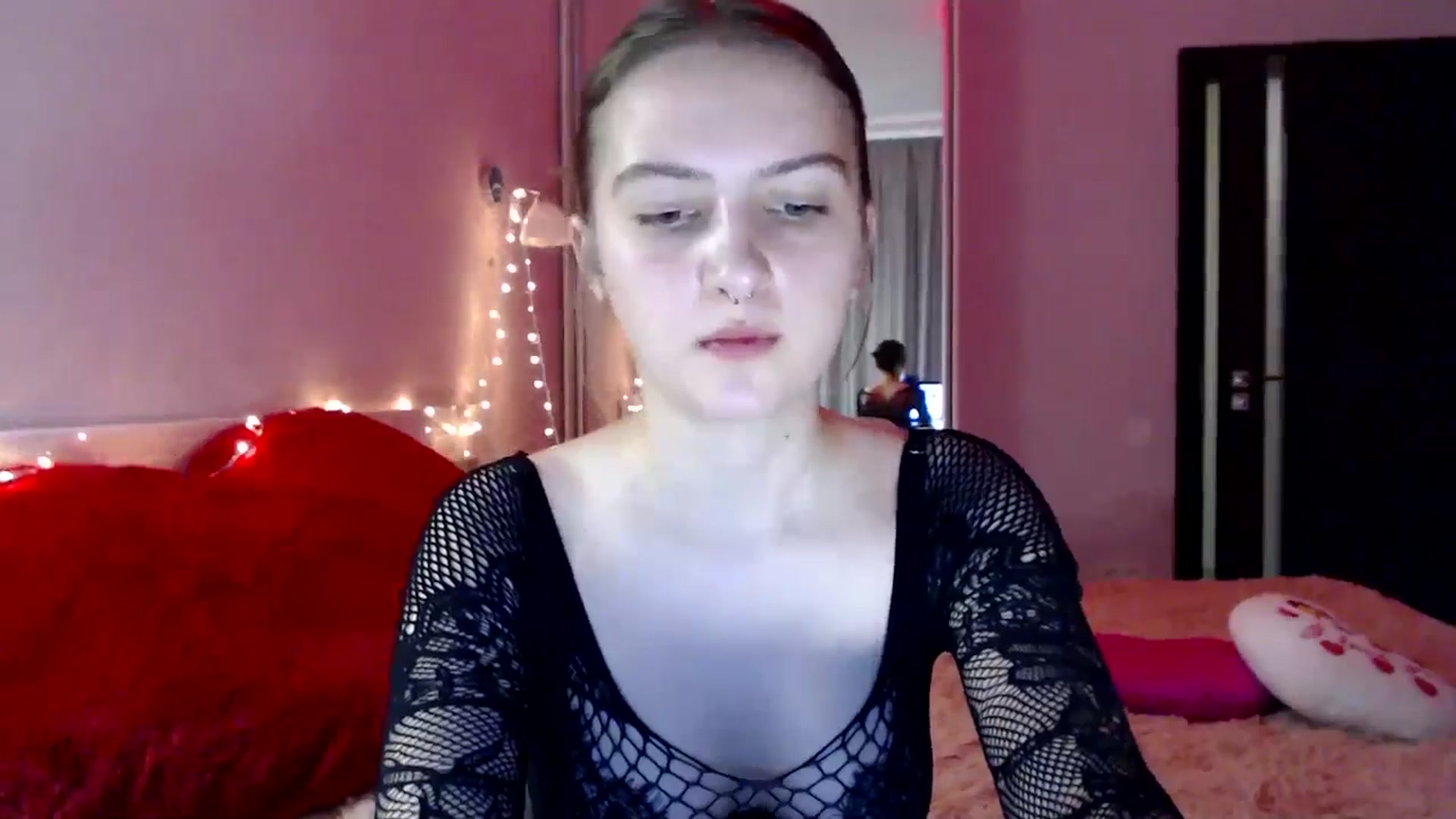 Gallery image thumbnail from LovelyBird's myfreecams stream on, 08/21/2024, 17:58 image 14 of 20