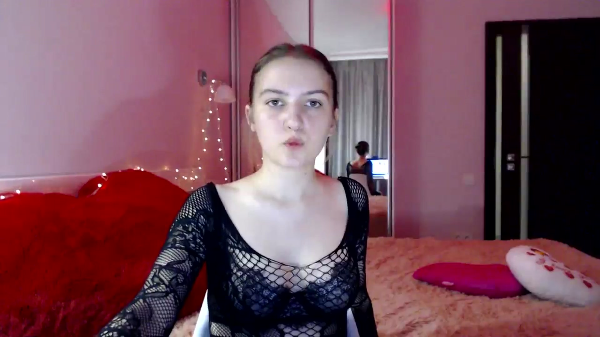 Gallery image thumbnail from LovelyBird's myfreecams stream on, 08/21/2024, 17:58 image 9 of 20