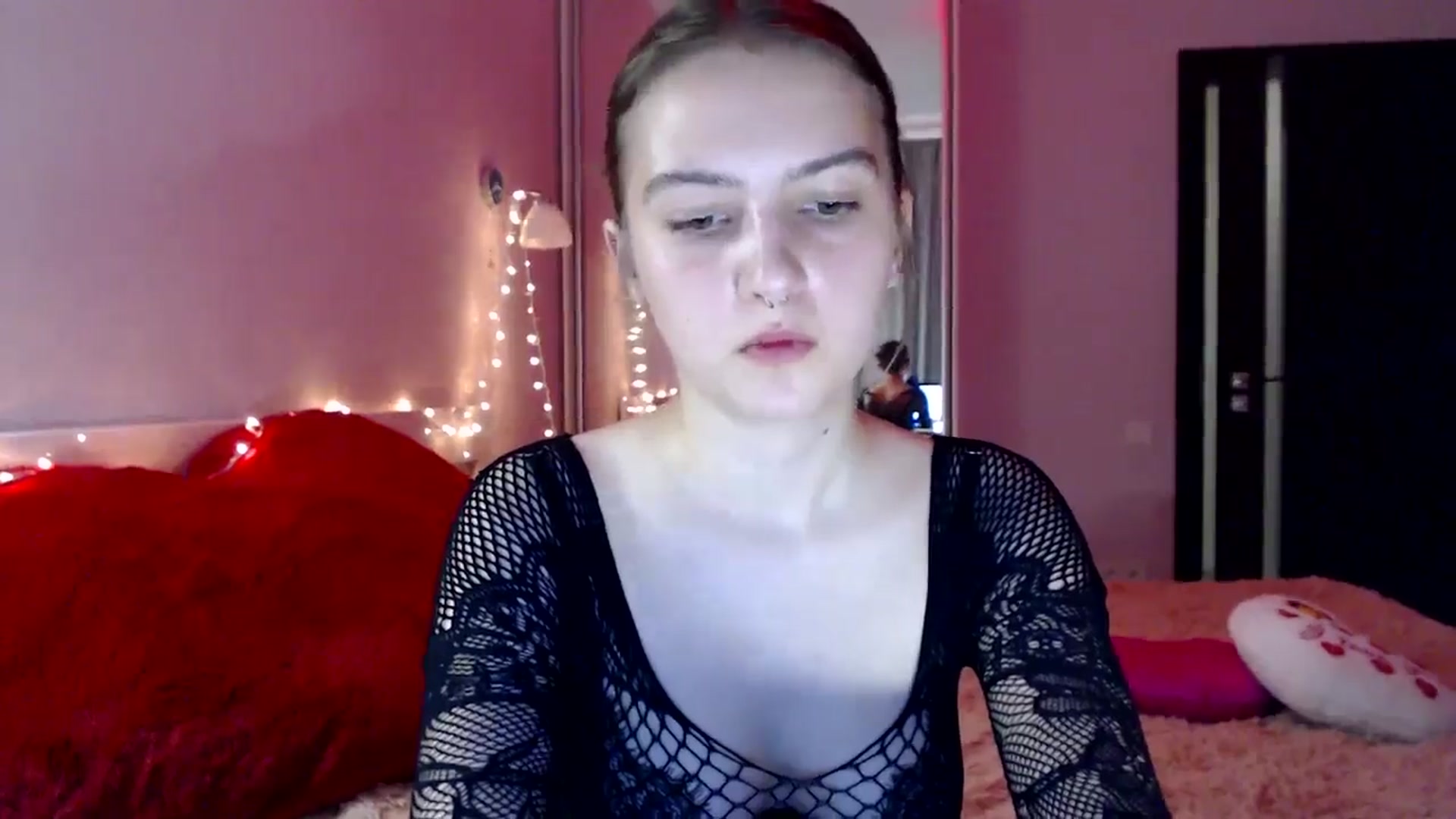 Gallery image thumbnail from LovelyBird's myfreecams stream on, 08/21/2024, 17:58 image 11 of 20