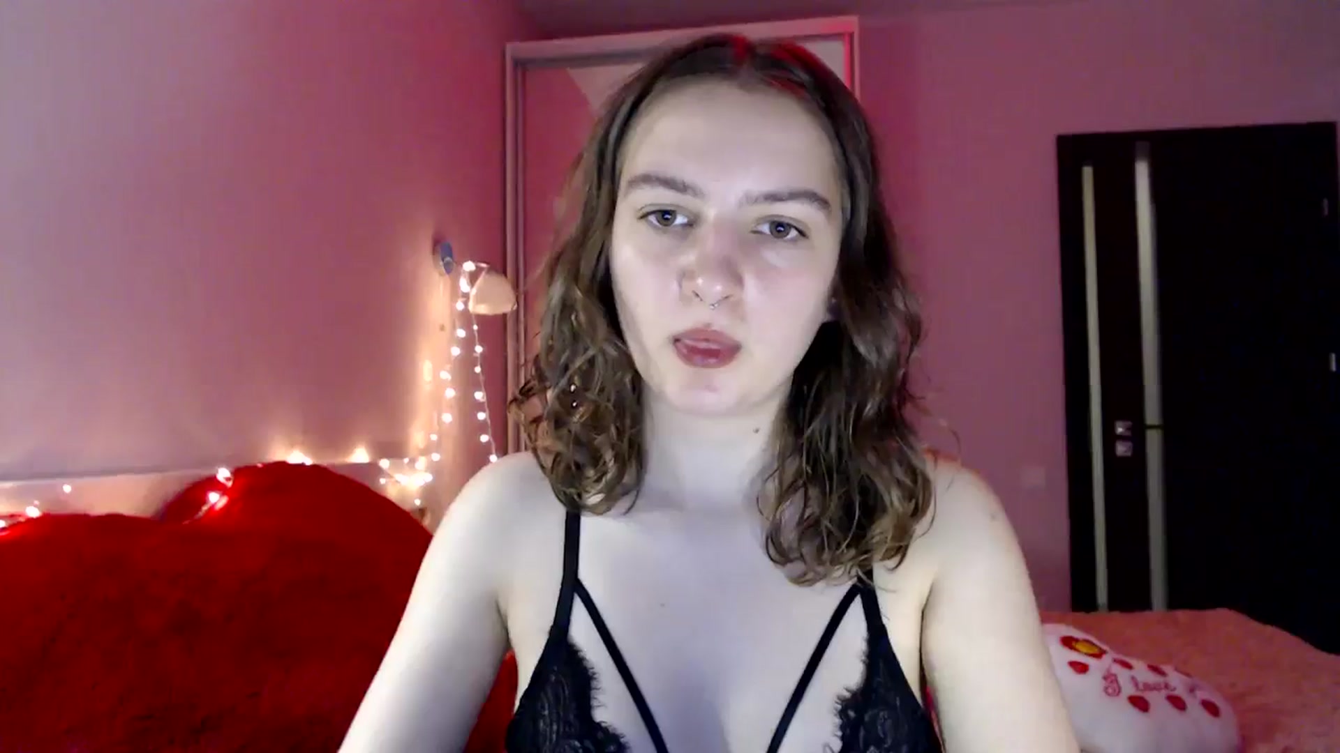 Gallery image thumbnail from LovelyBird's myfreecams stream on, 08/24/2024, 12:06 image 16 of 20