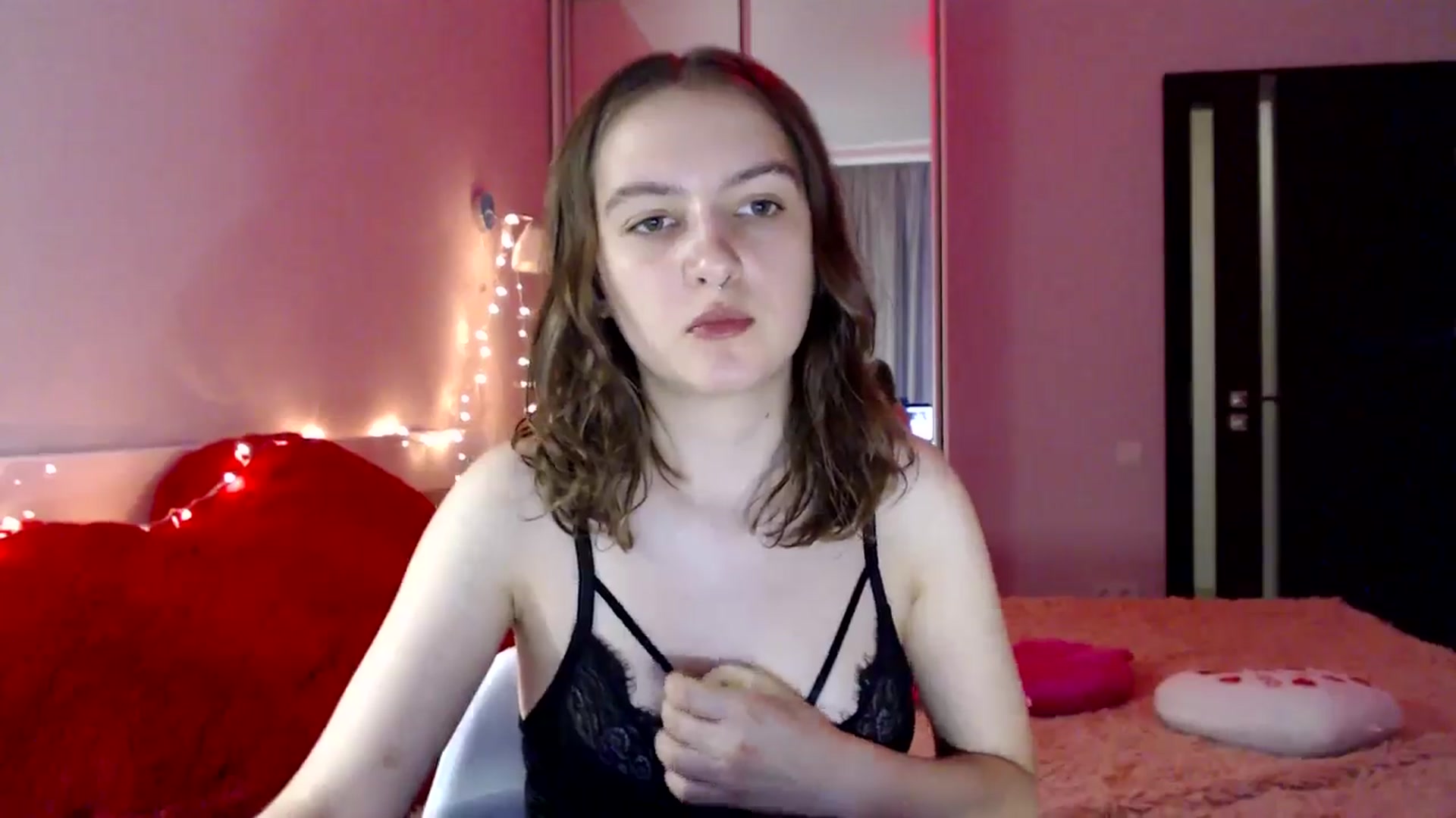 Gallery image thumbnail from LovelyBird's myfreecams stream on, 08/24/2024, 14:54 image 20 of 20
