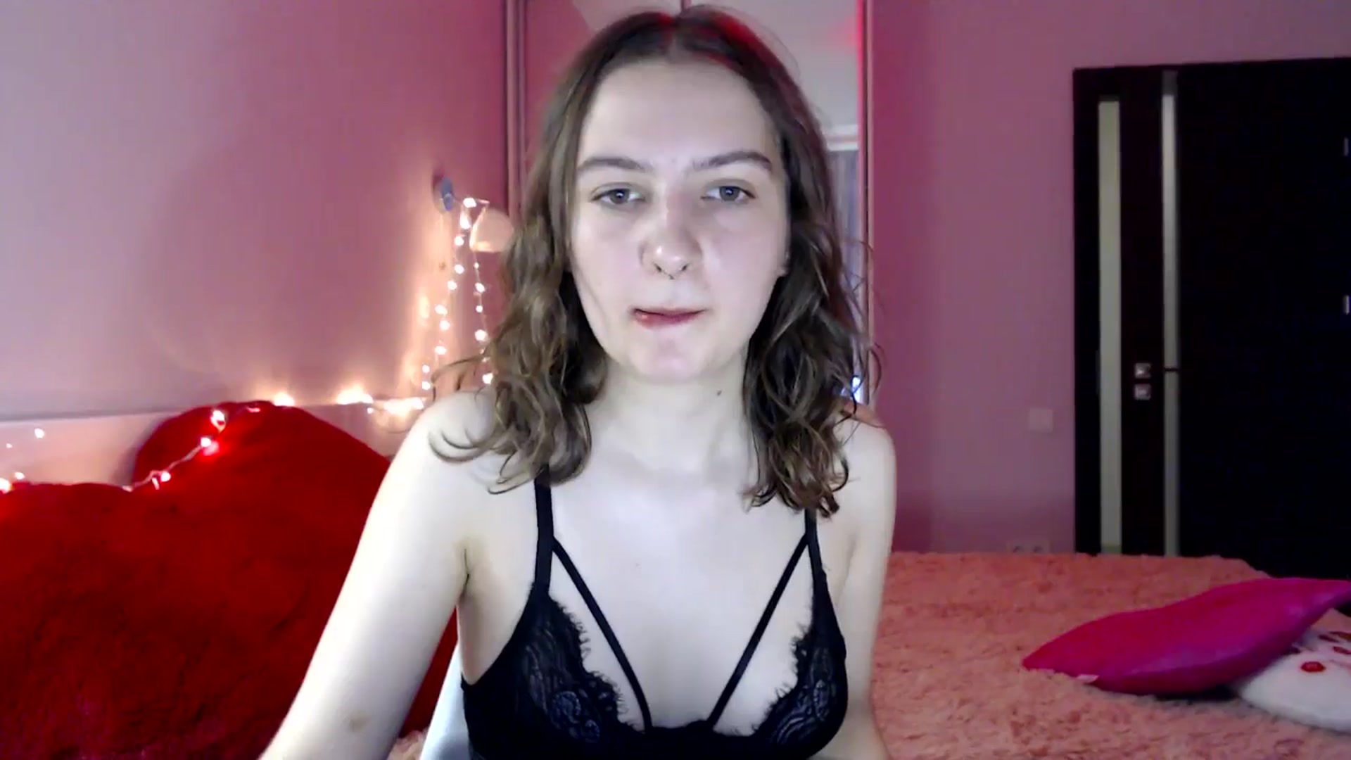 Gallery image thumbnail from LovelyBird's myfreecams stream on, 08/25/2024, 11:46 image 3 of 20