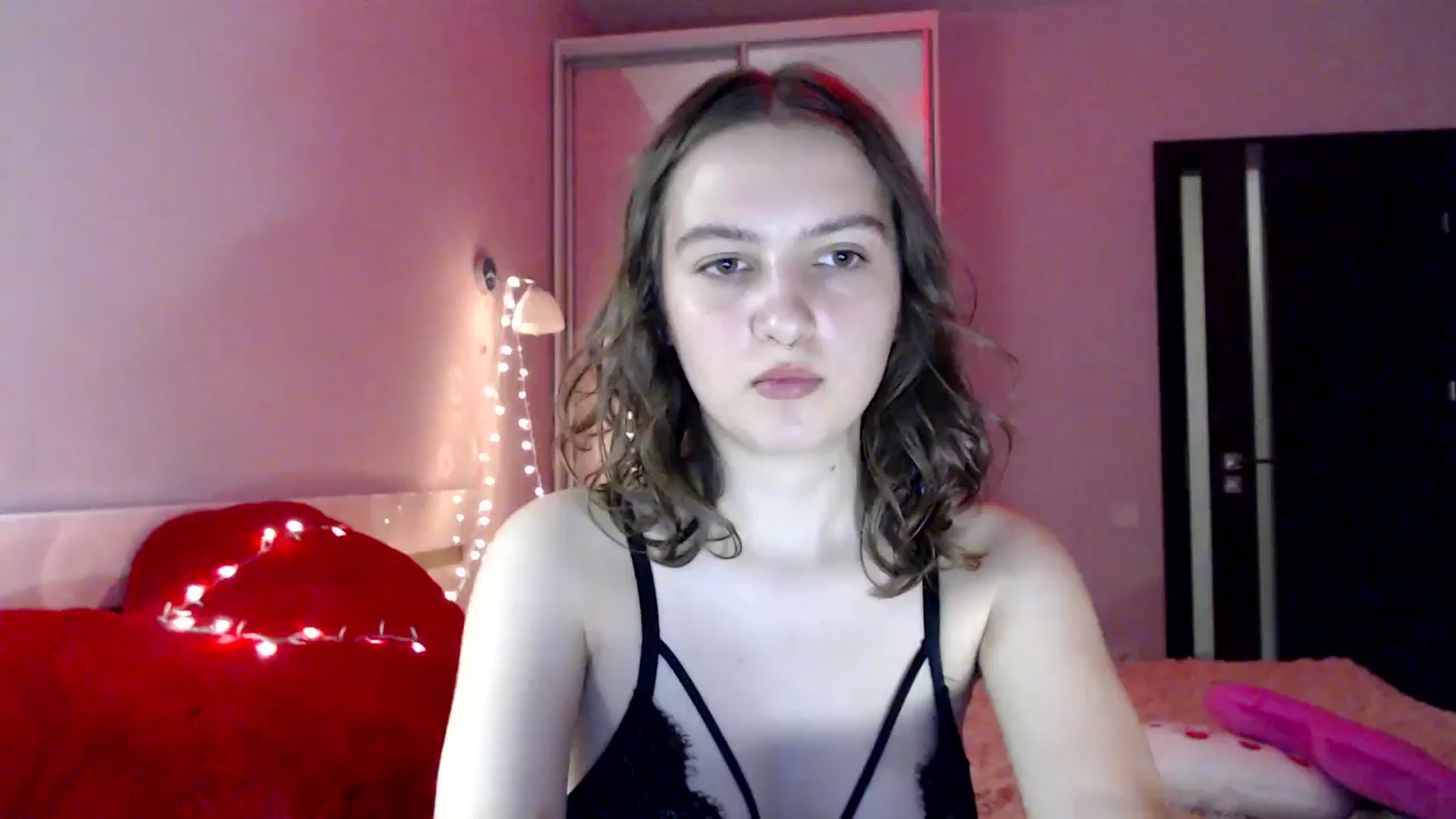 Gallery image thumbnail from LovelyBird's myfreecams stream on, 08/25/2024, 16:42 image 17 of 20