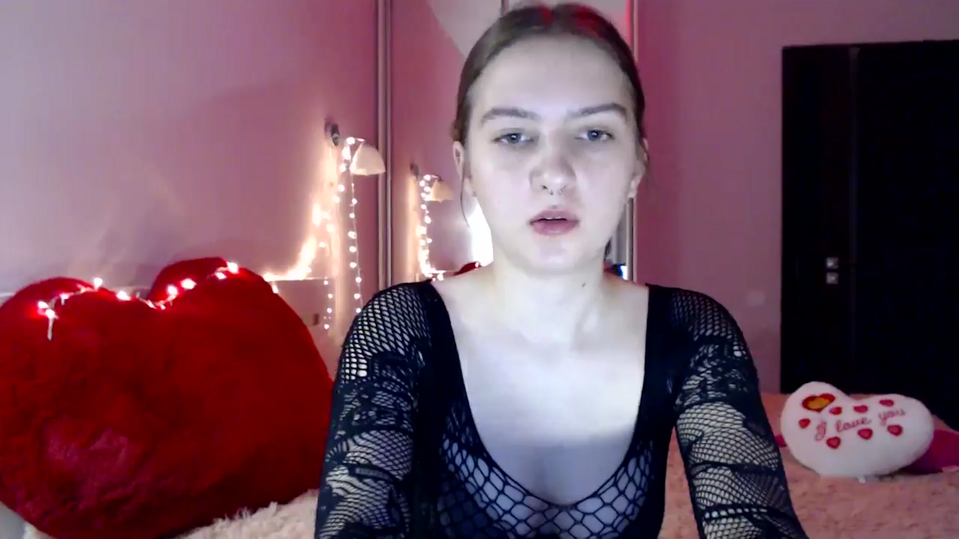 Gallery image thumbnail from LovelyBird's myfreecams stream on, 08/27/2024, 01:36 image 7 of 20