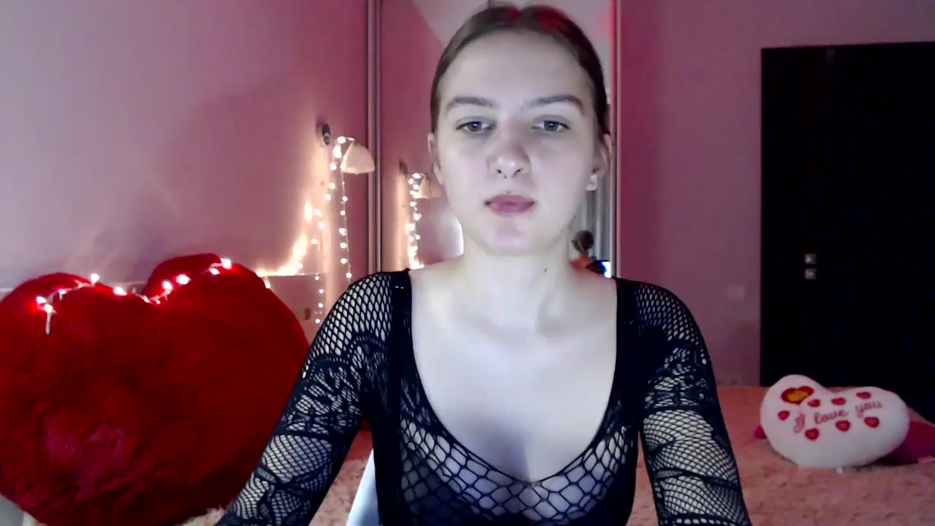 Gallery image thumbnail from LovelyBird's myfreecams stream on, 08/27/2024, 01:36 image 5 of 20
