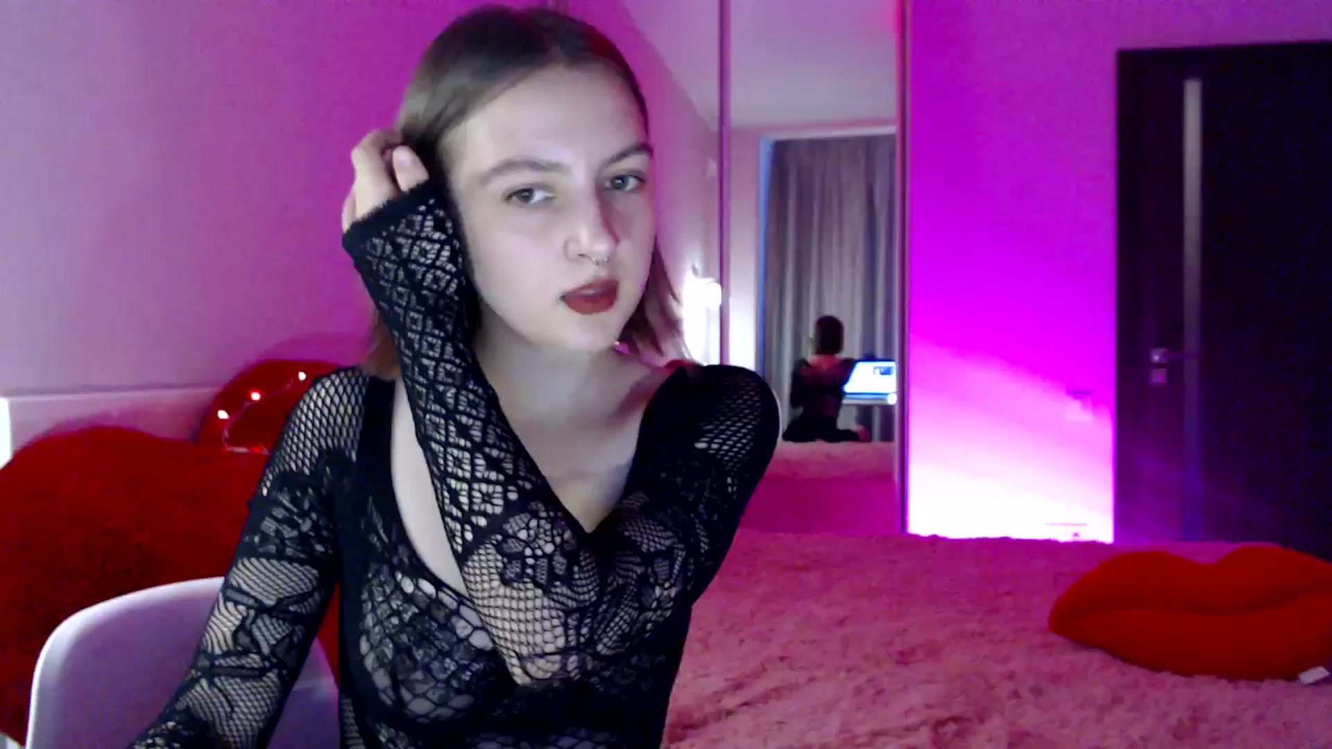Gallery image thumbnail from LovelyBird's myfreecams stream on, 09/06/2024, 14:30 image 1 of 20