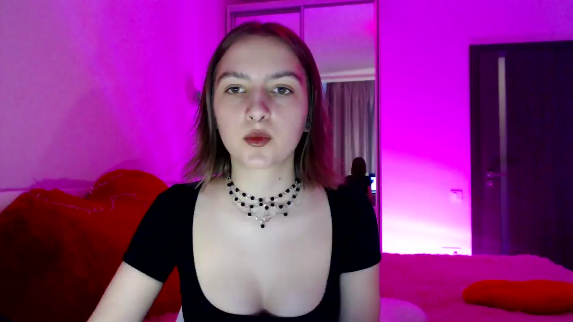 Gallery image thumbnail from LovelyBird's myfreecams stream on, 09/09/2024, 14:18 image 1 of 20