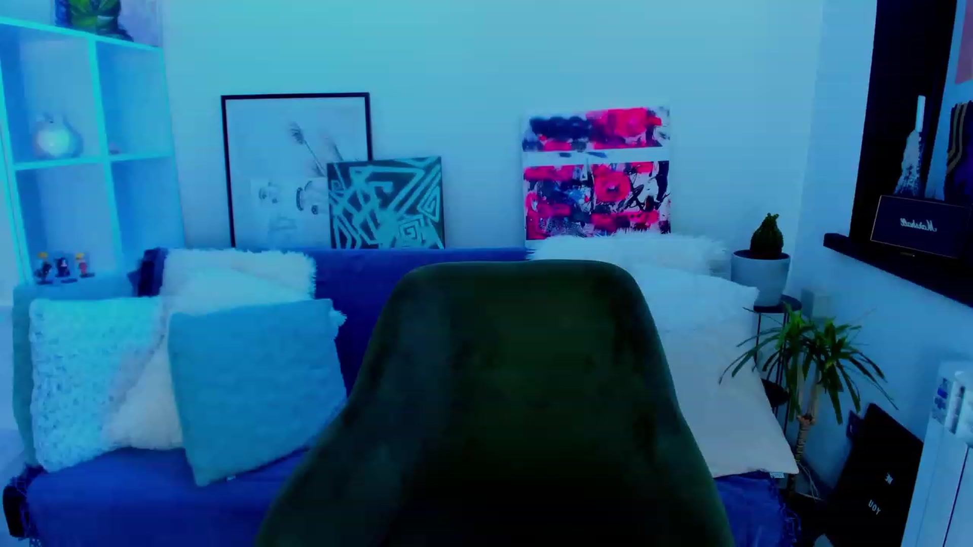 Gallery image thumbnail from LovelyBvnny's myfreecams stream on, 01/18/2023, 13:10 image 19 of 20