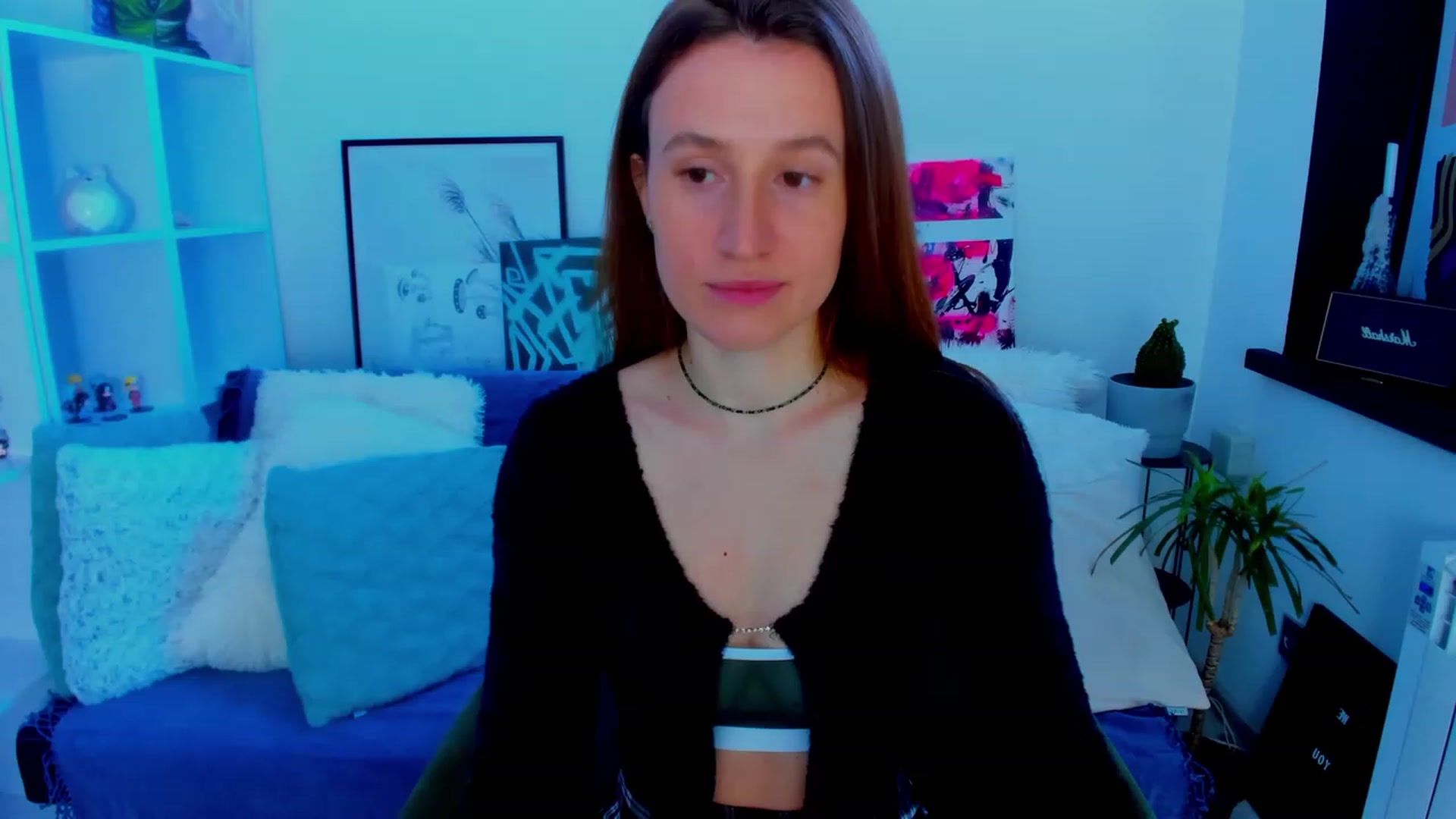 Gallery image thumbnail from LovelyBvnny's myfreecams stream on, 01/18/2023, 13:10 image 13 of 20