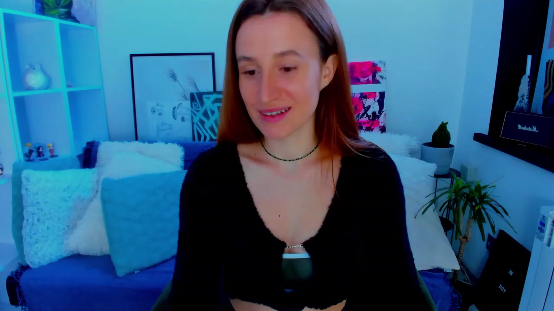 Gallery image thumbnail from LovelyBvnny's myfreecams stream on, 01/18/2023, 13:10 image 8 of 20