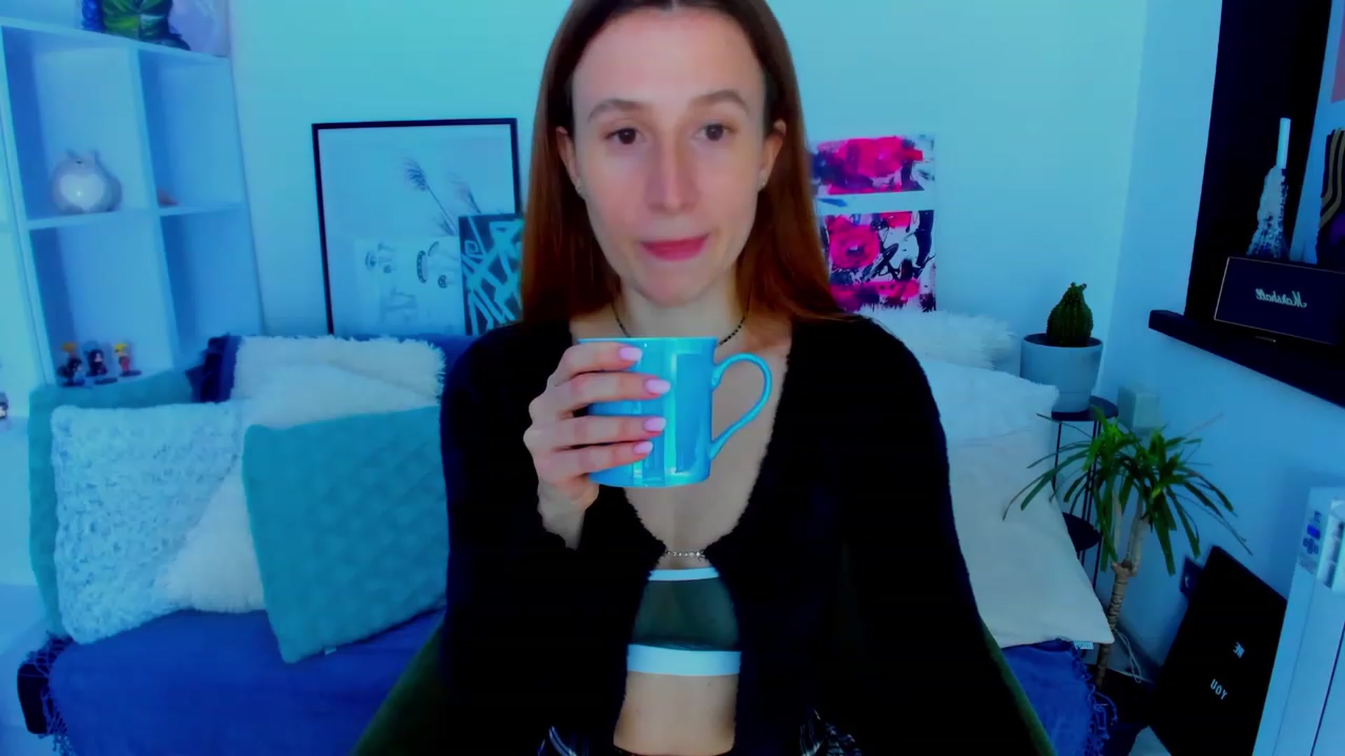 Gallery image thumbnail from LovelyBvnny's myfreecams stream on, 01/18/2023, 15:03 image 19 of 20