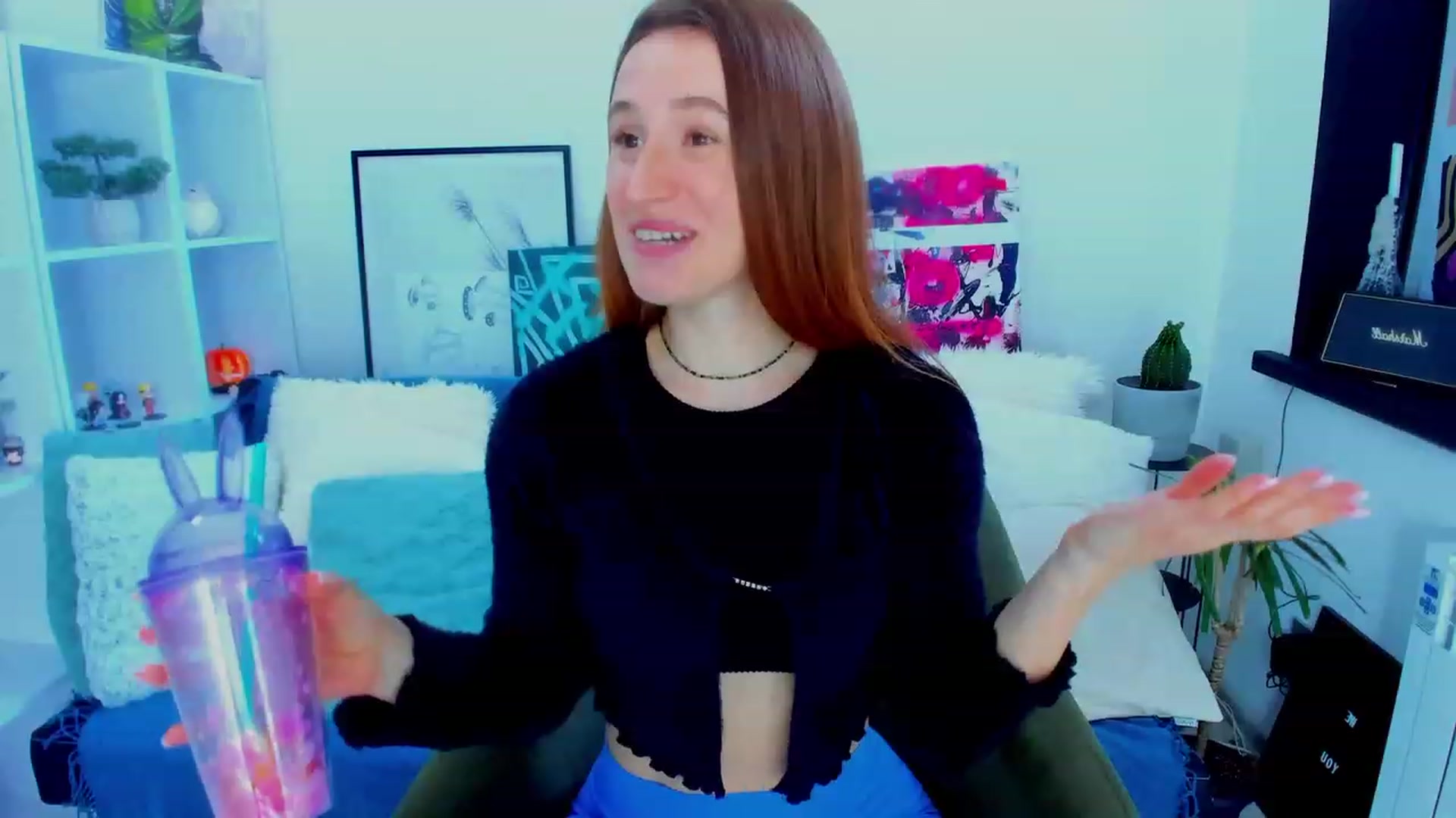Gallery image thumbnail from LovelyBvnny's myfreecams stream on, 01/20/2023, 13:42 image 13 of 20