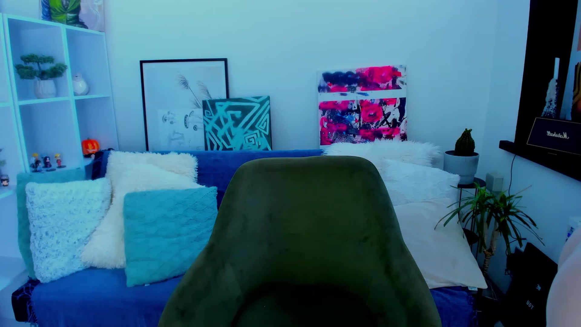 Gallery image thumbnail from LovelyBvnny's myfreecams stream on, 01/20/2023, 13:42 image 15 of 20