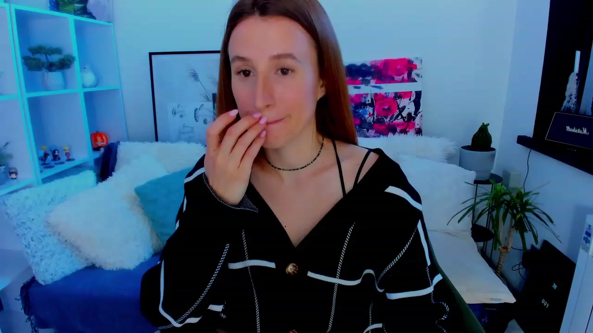 Gallery image thumbnail from LovelyBvnny's myfreecams stream on, 01/21/2023, 12:41 image 12 of 20