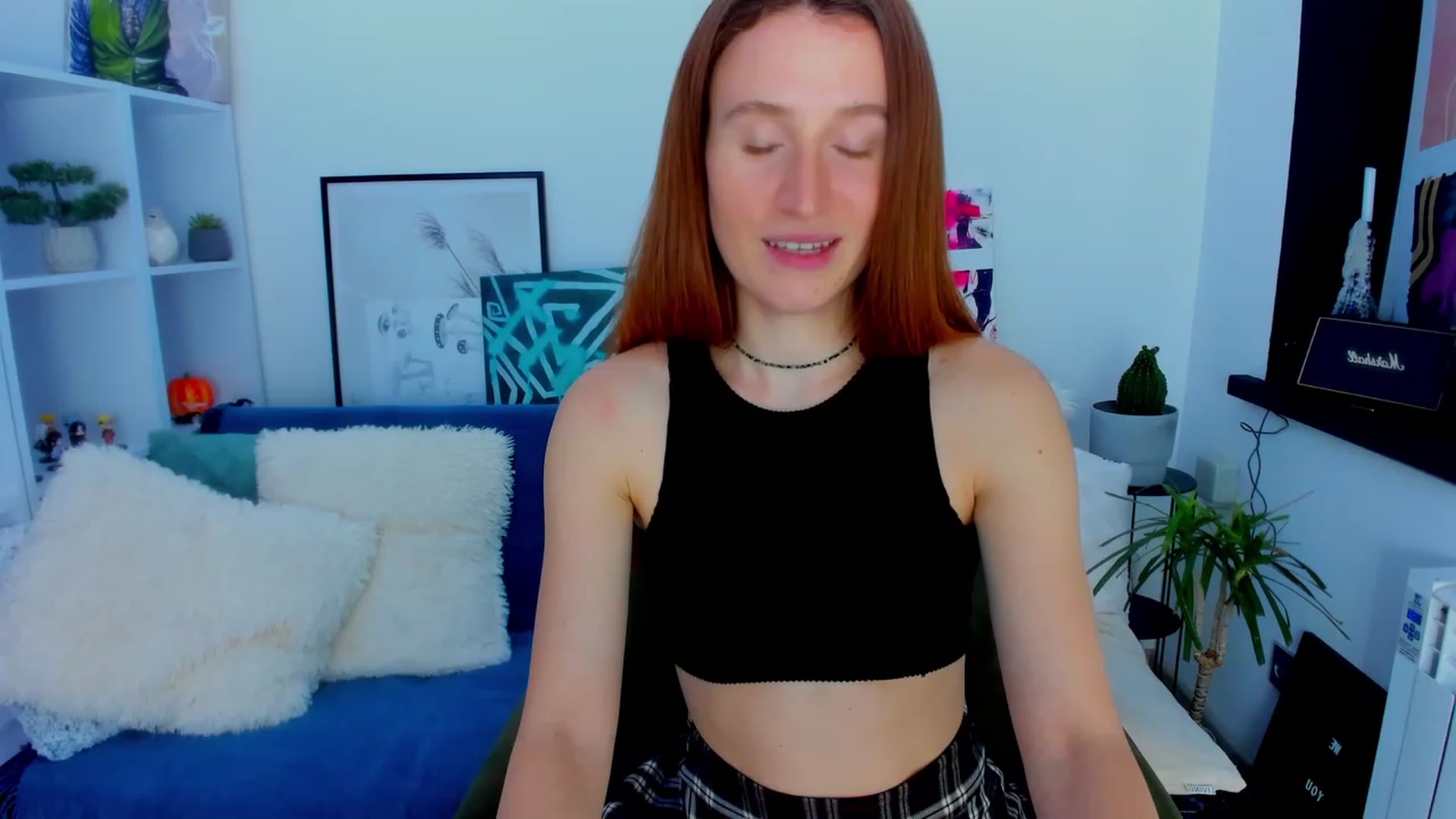 Gallery image thumbnail from LovelyBvnny's myfreecams stream on, 01/23/2023, 14:45 image 16 of 20
