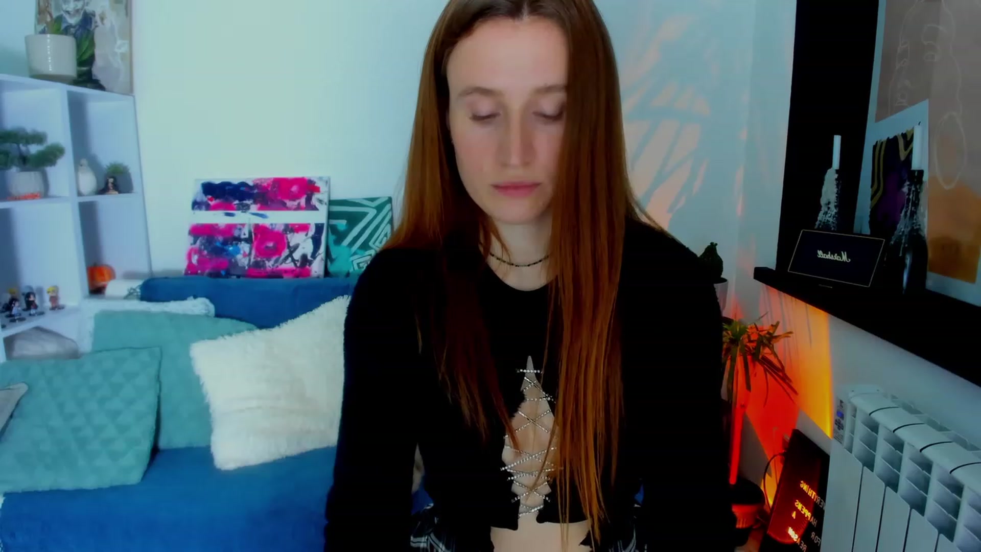 Gallery image thumbnail from LovelyBvnny's myfreecams stream on, 02/02/2023, 18:25 image 18 of 20