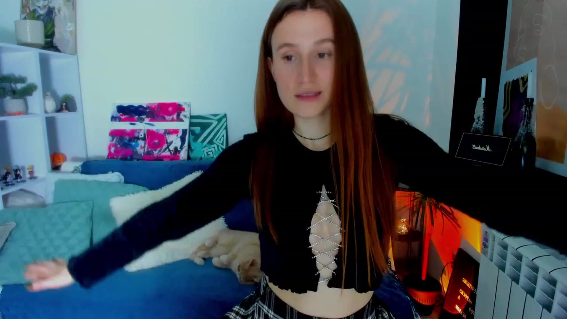 Gallery image thumbnail from LovelyBvnny's myfreecams stream on, 02/02/2023, 18:25 image 15 of 20