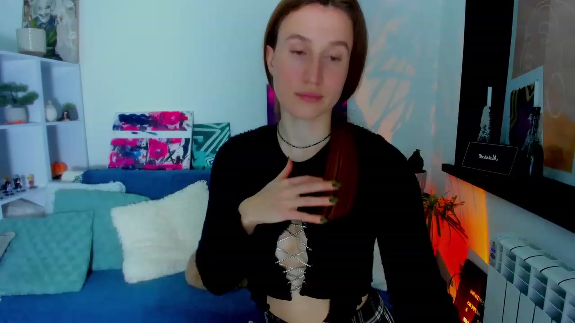 Gallery image thumbnail from LovelyBvnny's myfreecams stream on, 02/02/2023, 18:25 image 9 of 20