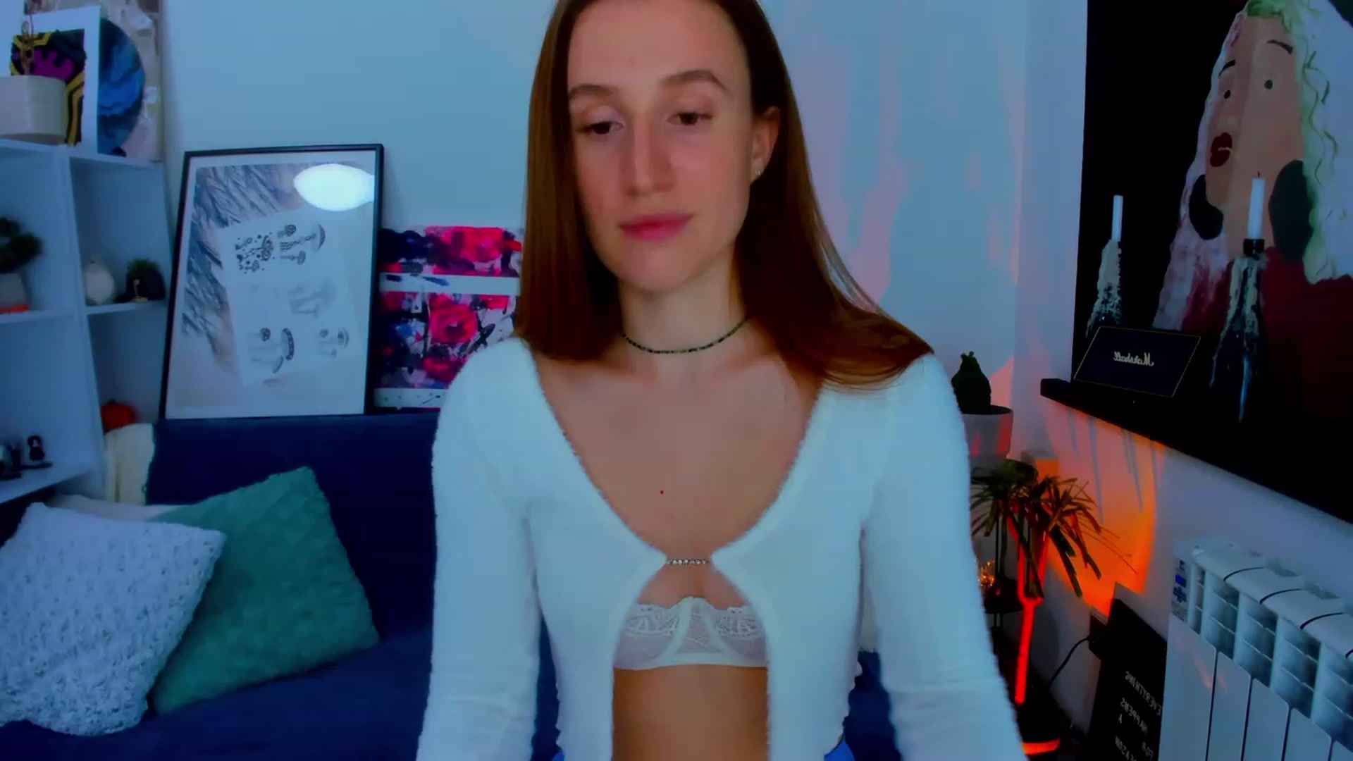 Gallery image thumbnail from LovelyBvnny's myfreecams stream on, 02/13/2023, 19:24 image 14 of 20