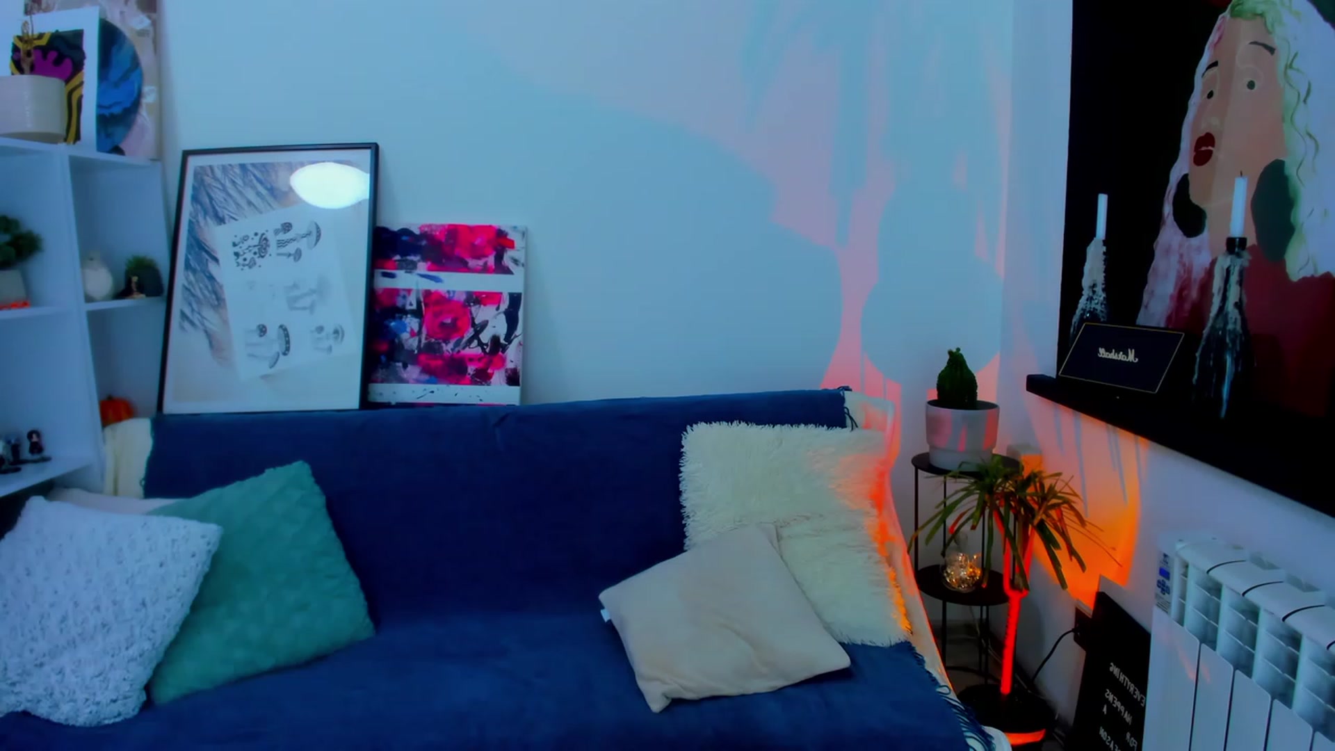 Gallery image thumbnail from LovelyBvnny's myfreecams stream on, 02/13/2023, 20:22 image 2 of 20