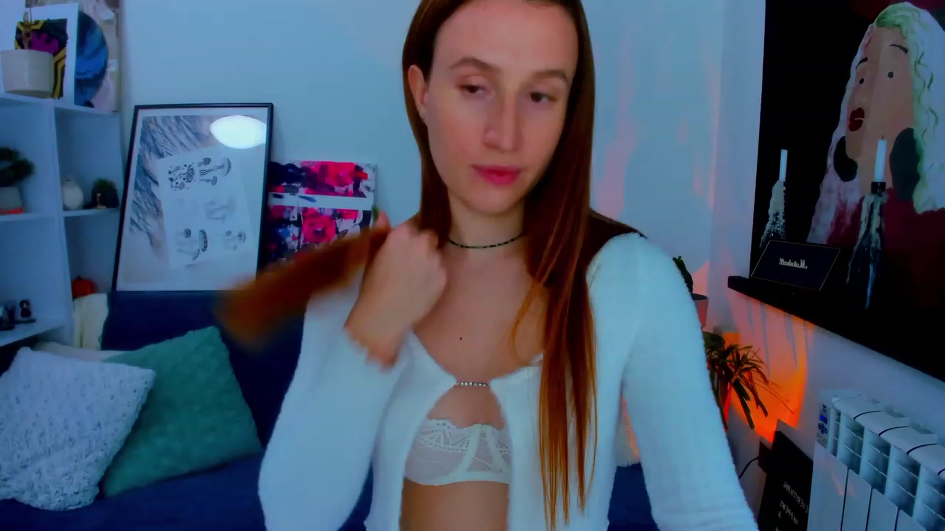 Gallery image thumbnail from LovelyBvnny's myfreecams stream on, 02/13/2023, 20:22 image 16 of 20