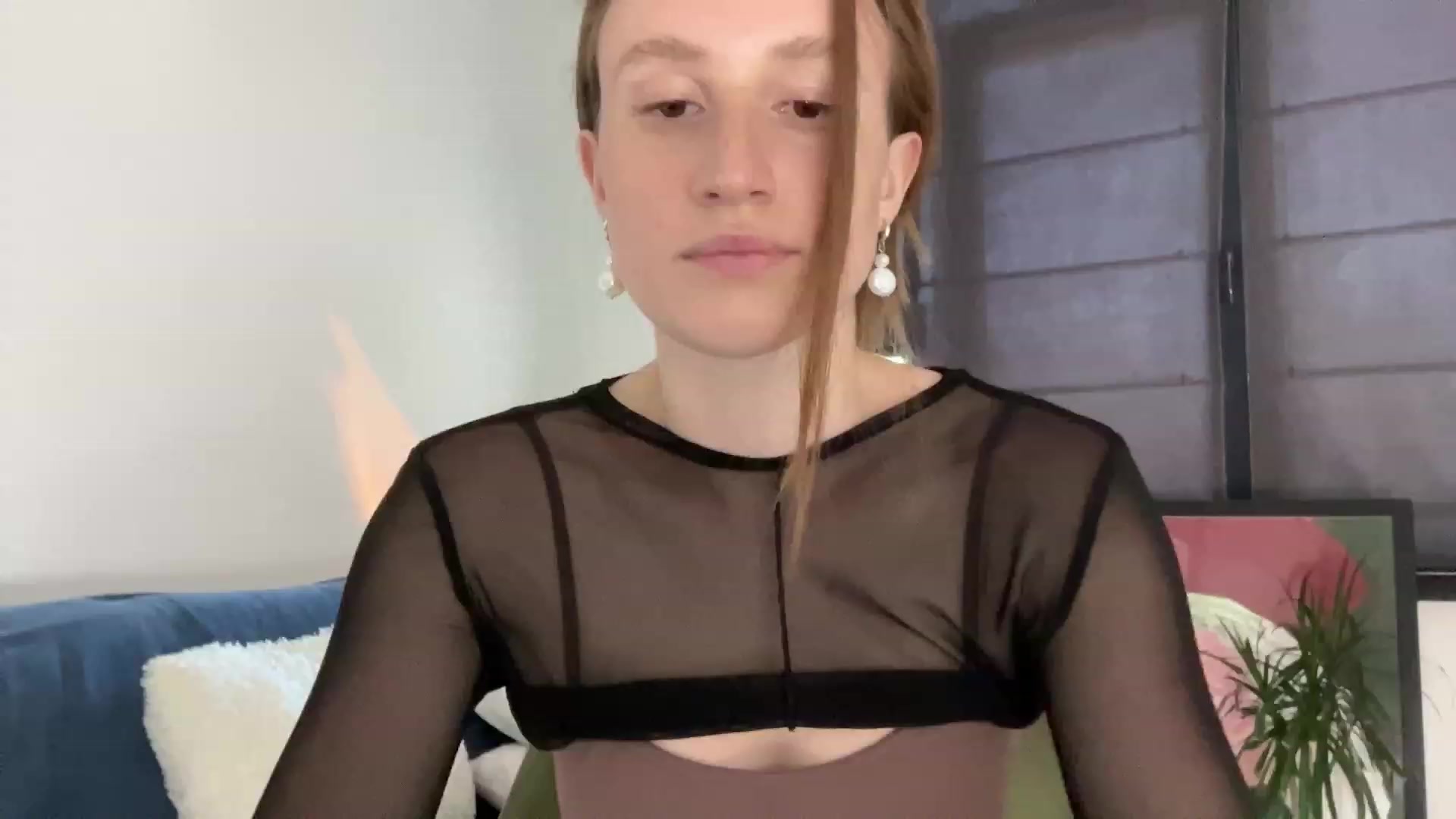 Gallery image thumbnail from LovelyBvnny's myfreecams stream on, 06/04/2023, 15:15 image 2 of 20