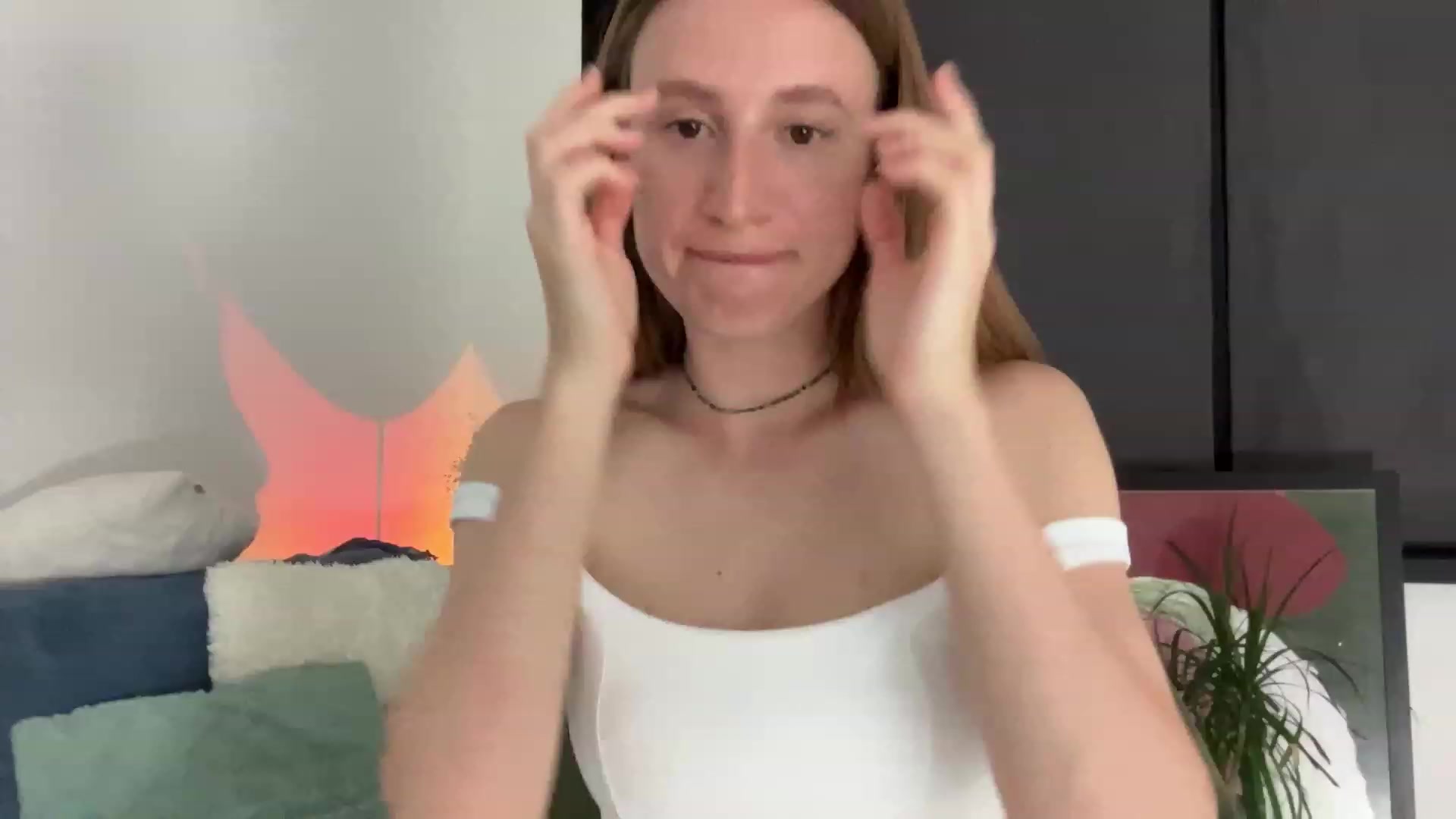 Gallery image thumbnail from LovelyBvnny's myfreecams stream on, 06/10/2023, 18:16 image 20 of 20