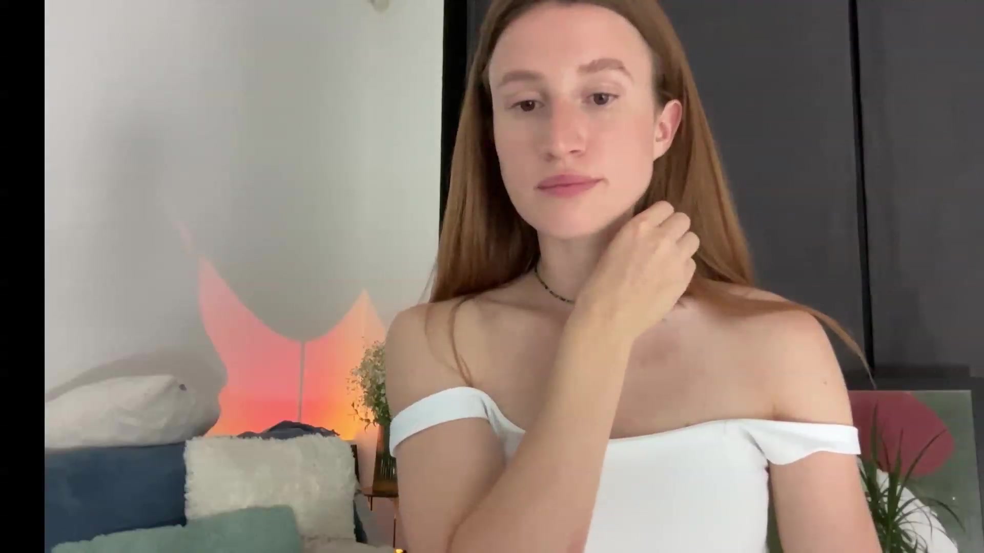 Gallery image thumbnail from LovelyBvnny's myfreecams stream on, 06/10/2023, 19:52 image 16 of 20