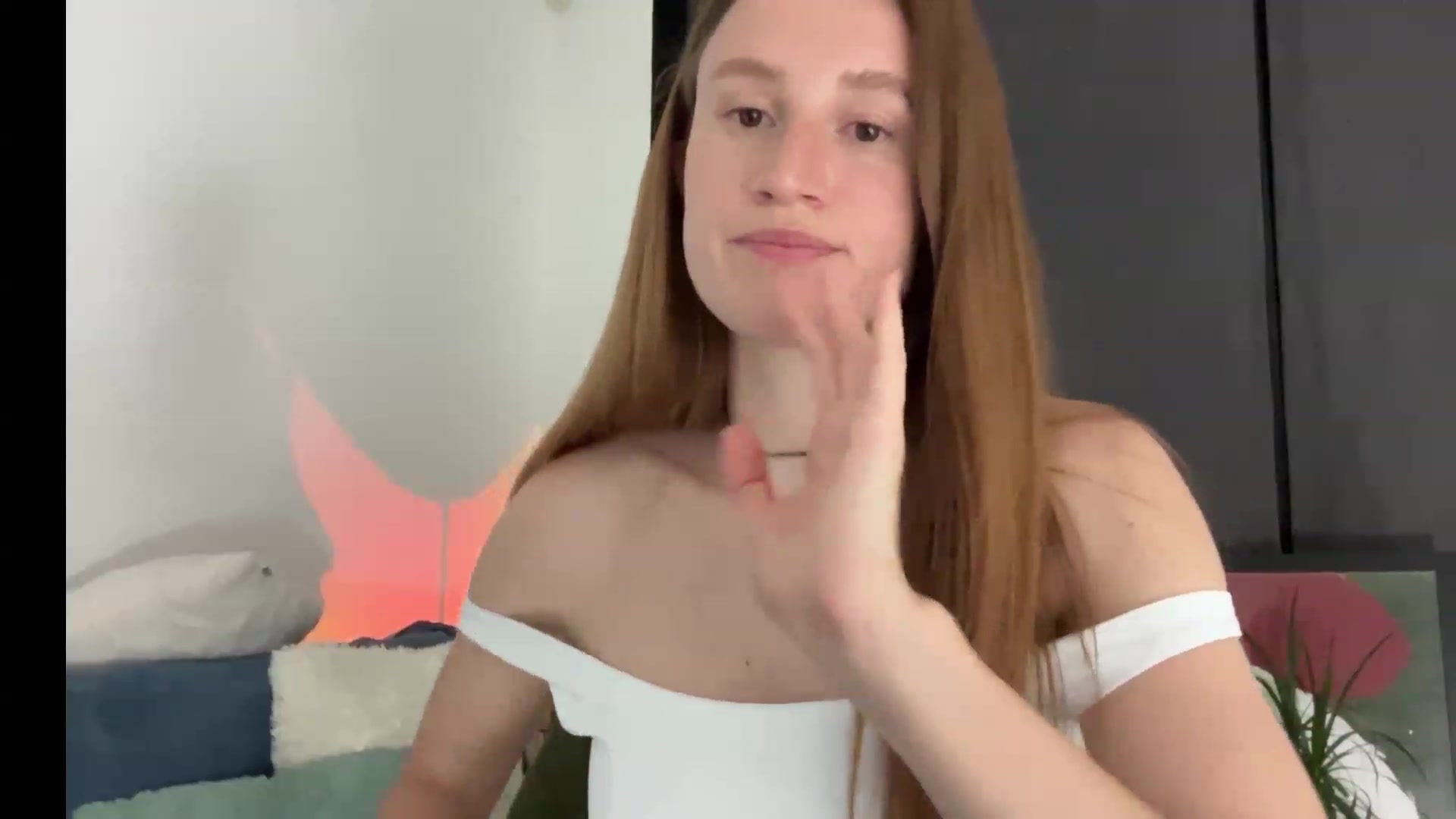 Gallery image thumbnail from LovelyBvnny's myfreecams stream on, 06/10/2023, 19:52 image 19 of 20