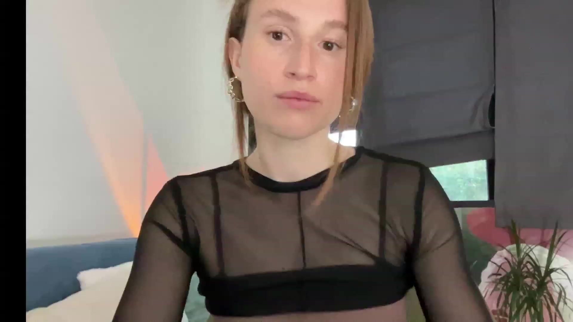Gallery image thumbnail from LovelyBvnny's myfreecams stream on, 06/15/2023, 17:28 image 19 of 20