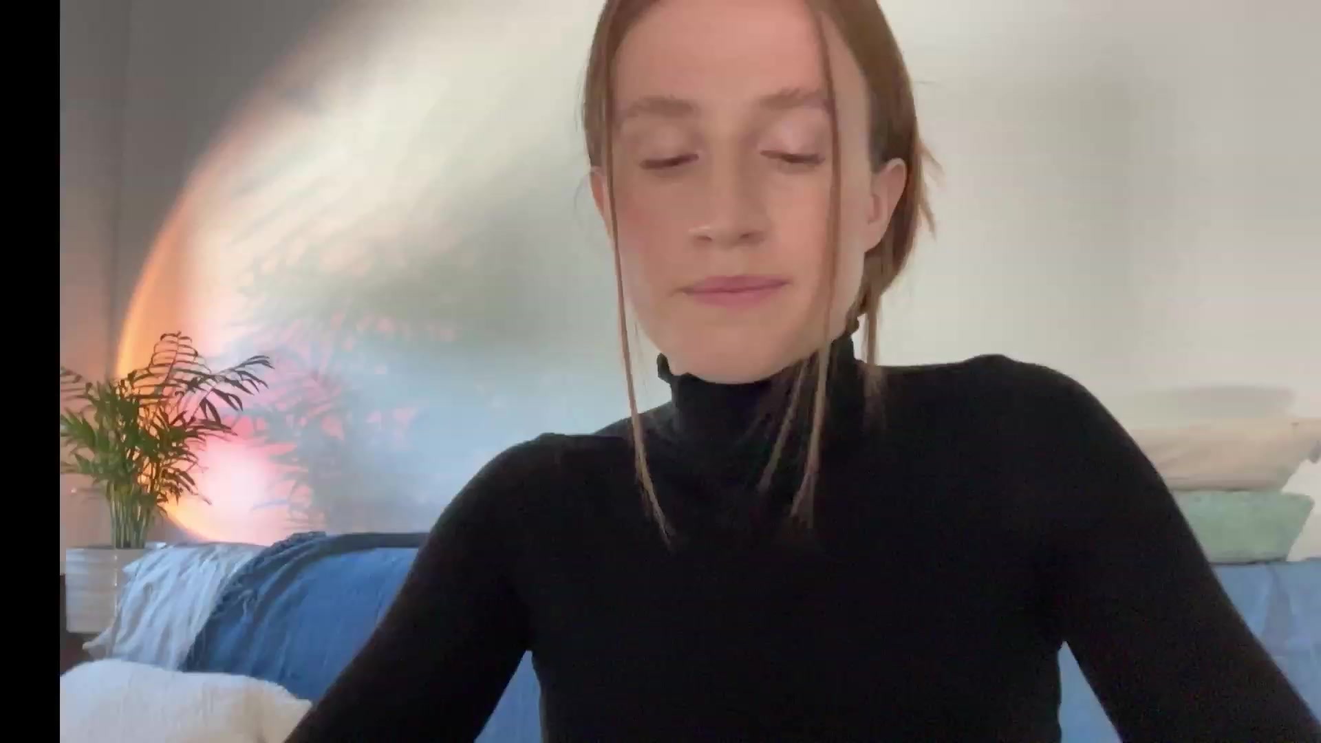 Gallery image thumbnail from LovelyBvnny's myfreecams stream on, 06/17/2023, 15:32 image 4 of 20