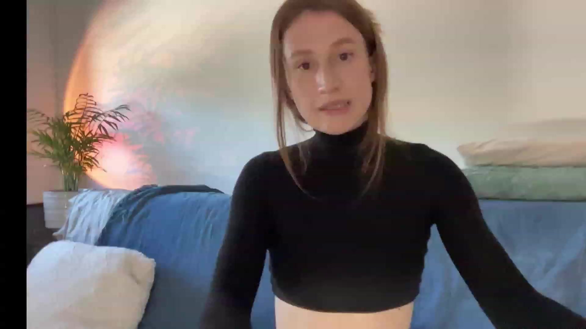 Gallery image thumbnail from LovelyBvnny's myfreecams stream on, 06/17/2023, 15:32 image 1 of 20