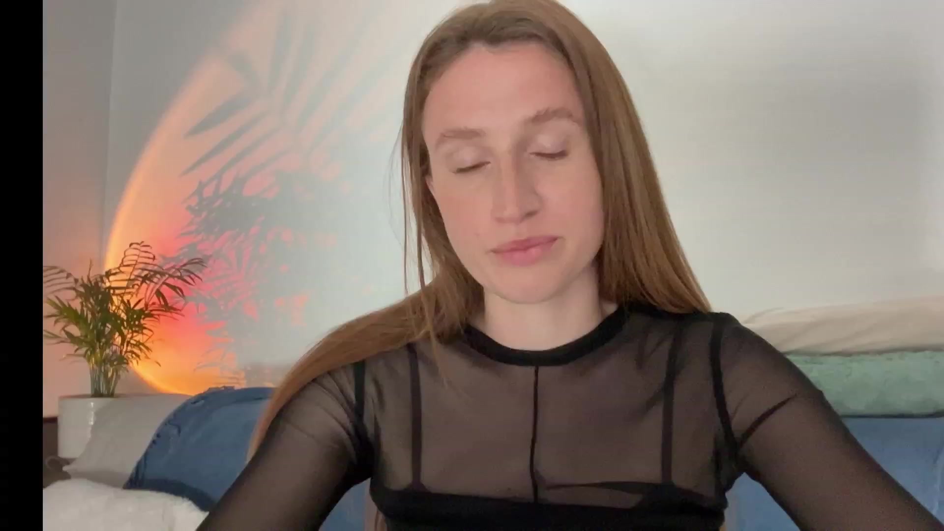 Gallery image thumbnail from LovelyBvnny's myfreecams stream on, 06/17/2023, 16:37 image 2 of 20