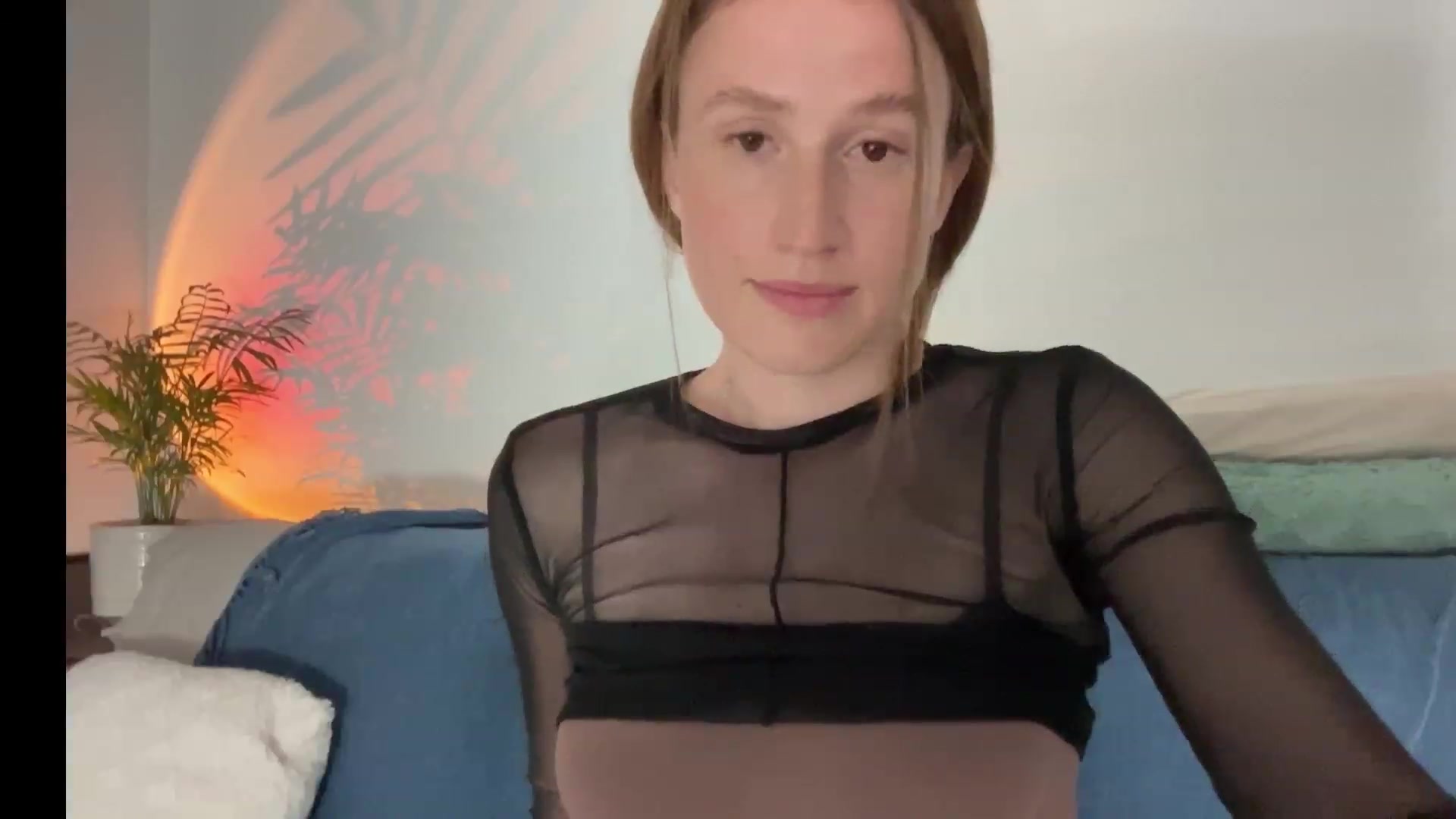 Gallery image thumbnail from LovelyBvnny's myfreecams stream on, 06/17/2023, 16:37 image 15 of 20