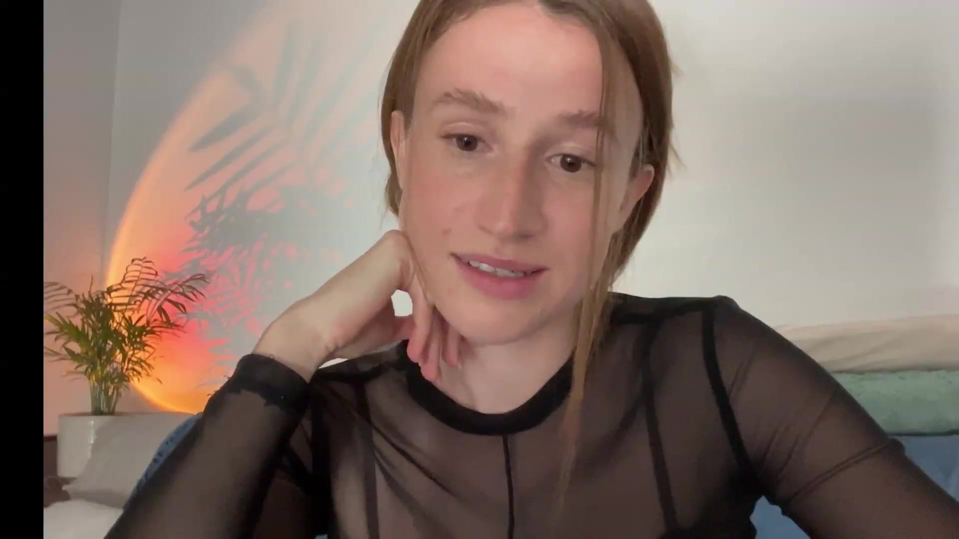 Gallery image thumbnail from LovelyBvnny's myfreecams stream on, 06/17/2023, 16:37 image 13 of 20