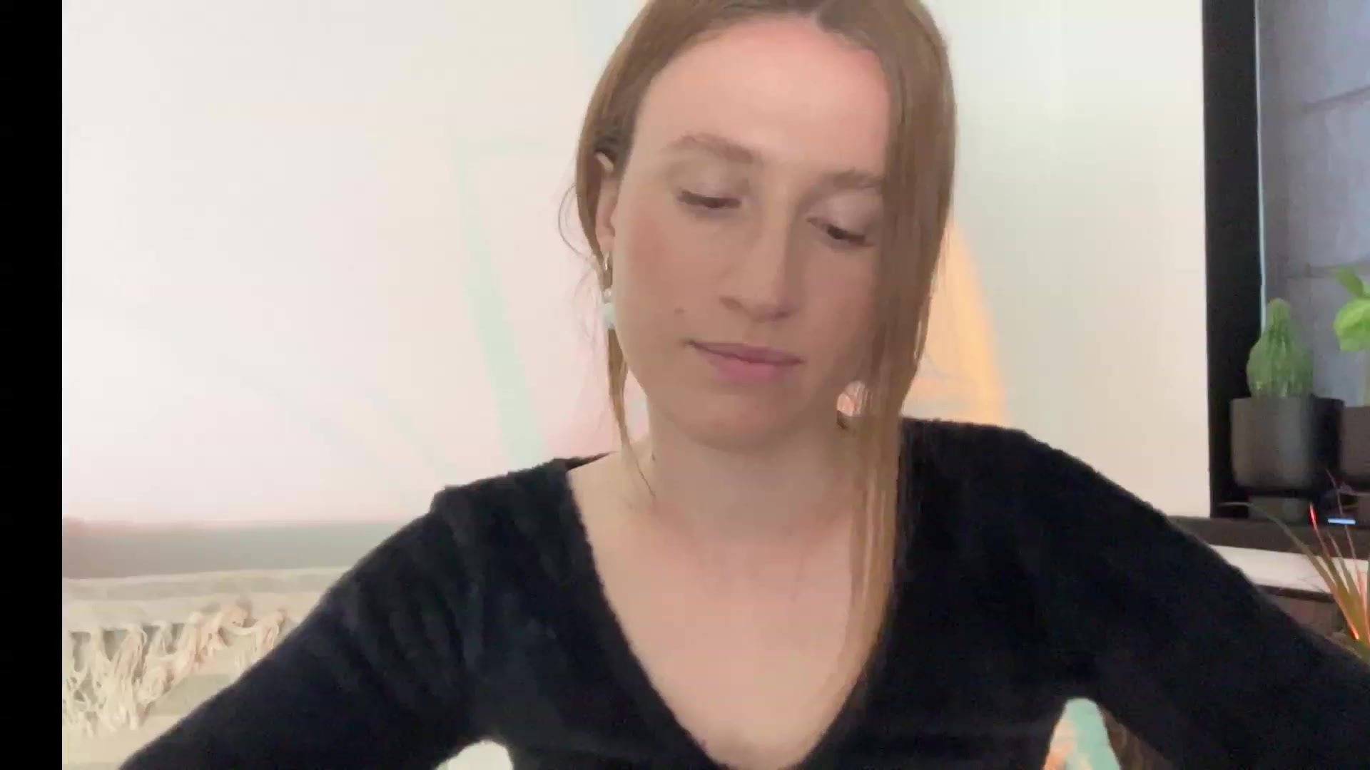 Gallery image thumbnail from LovelyBvnny's myfreecams stream on, 06/19/2023, 15:02 image 19 of 20