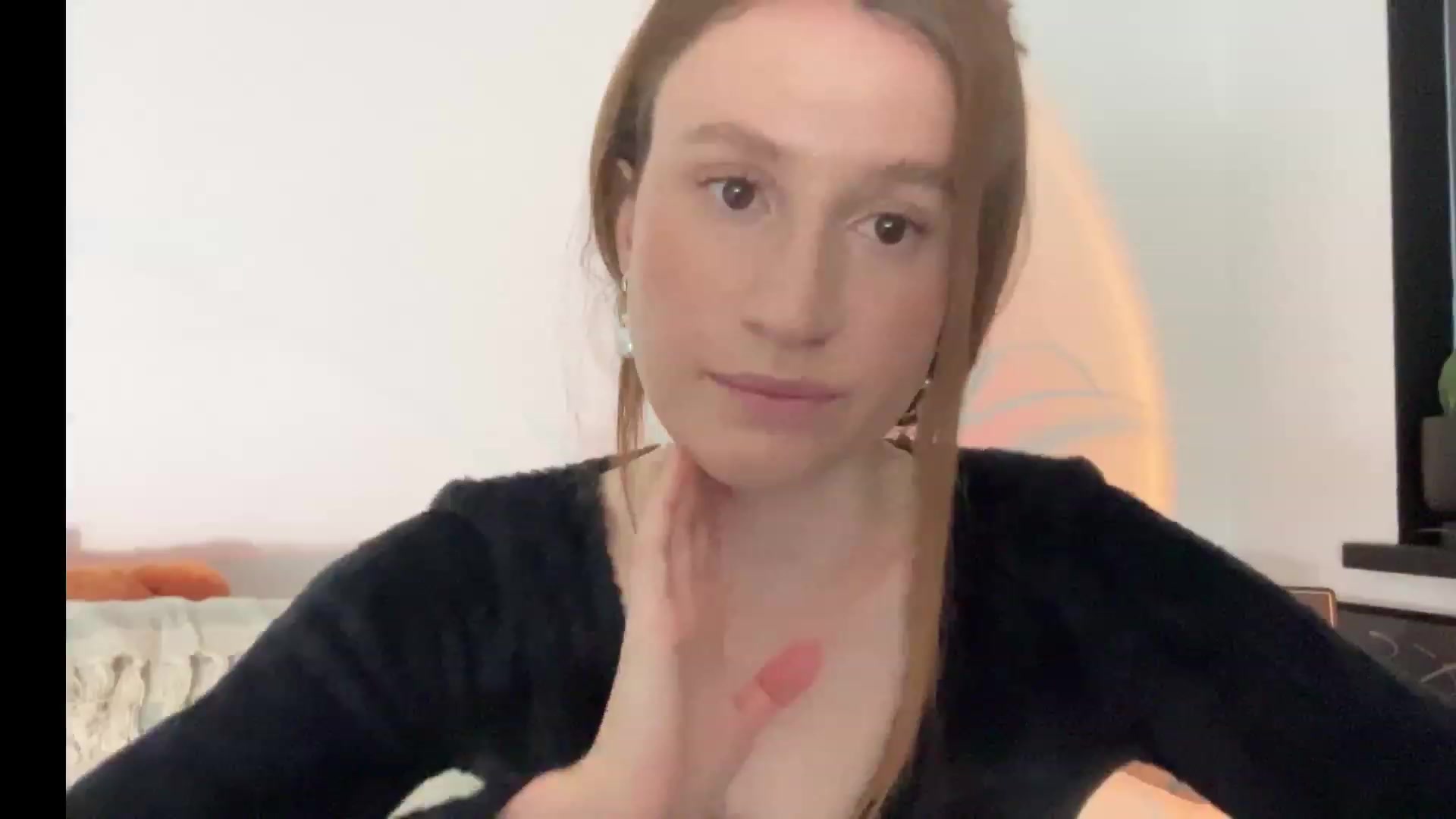 Gallery image thumbnail from LovelyBvnny's myfreecams stream on, 06/19/2023, 15:02 image 13 of 20